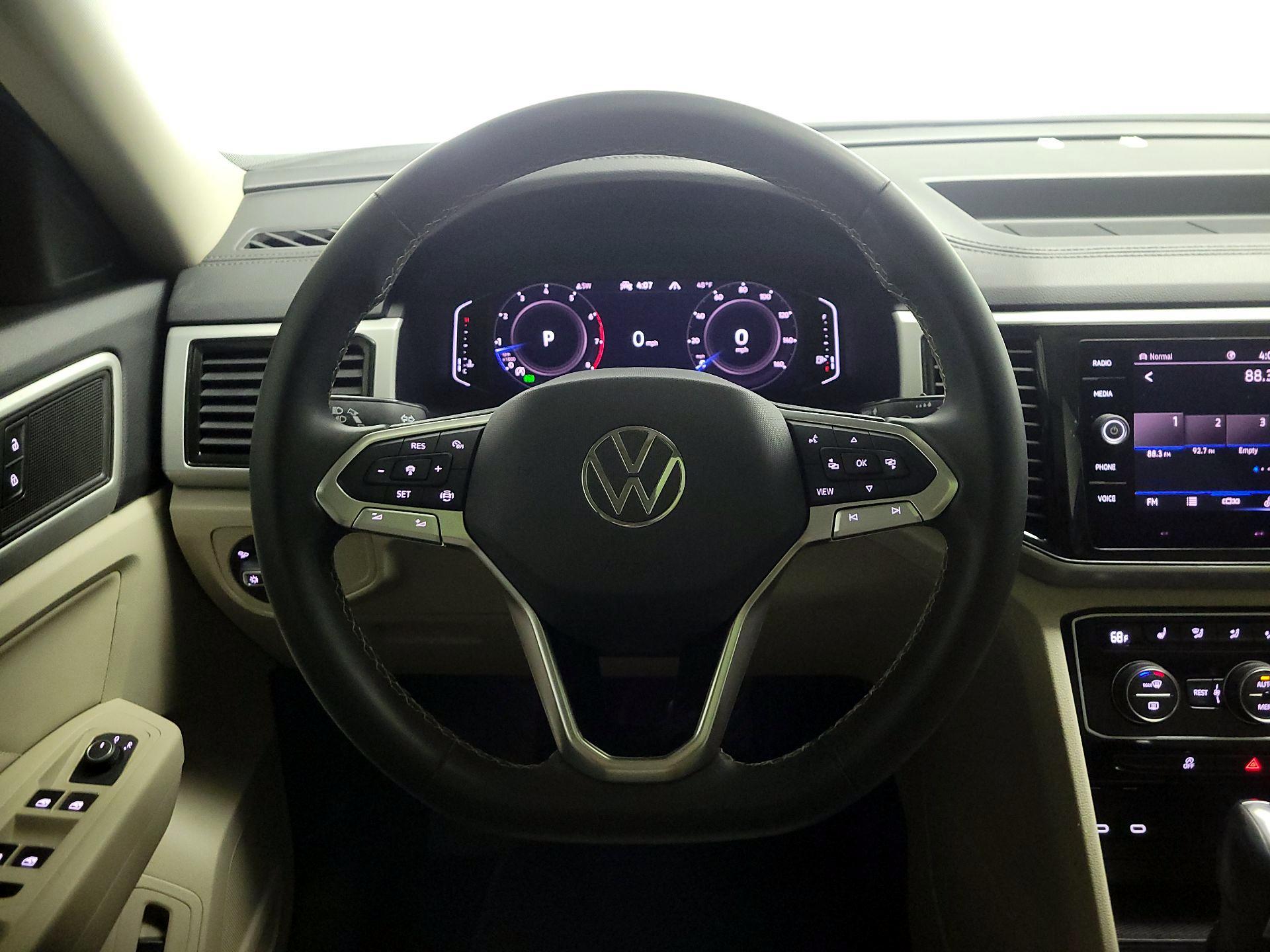 Thumbnail: 2023 Volkswagen Atlas - 10