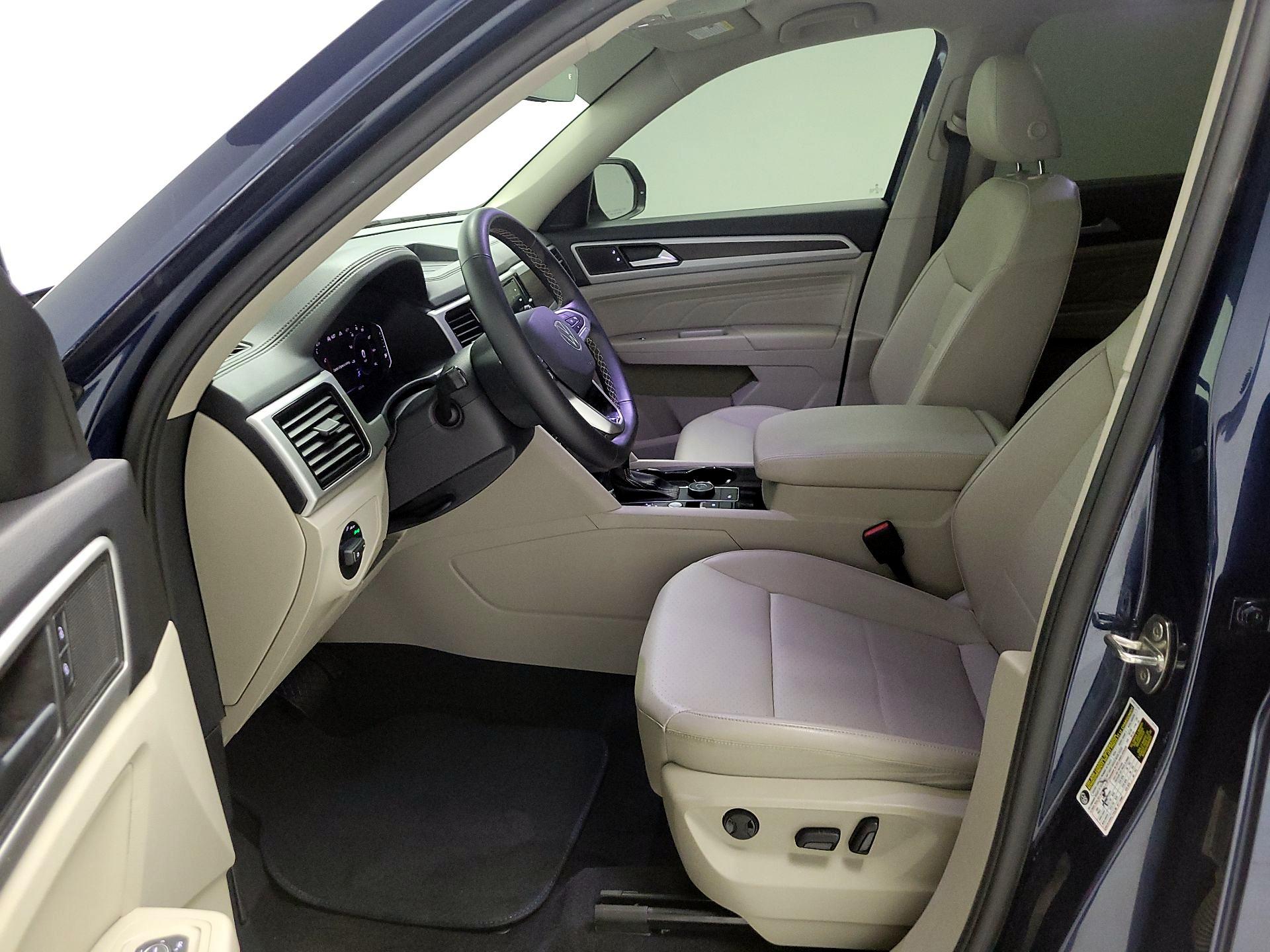 Thumbnail: 2023 Volkswagen Atlas - 11