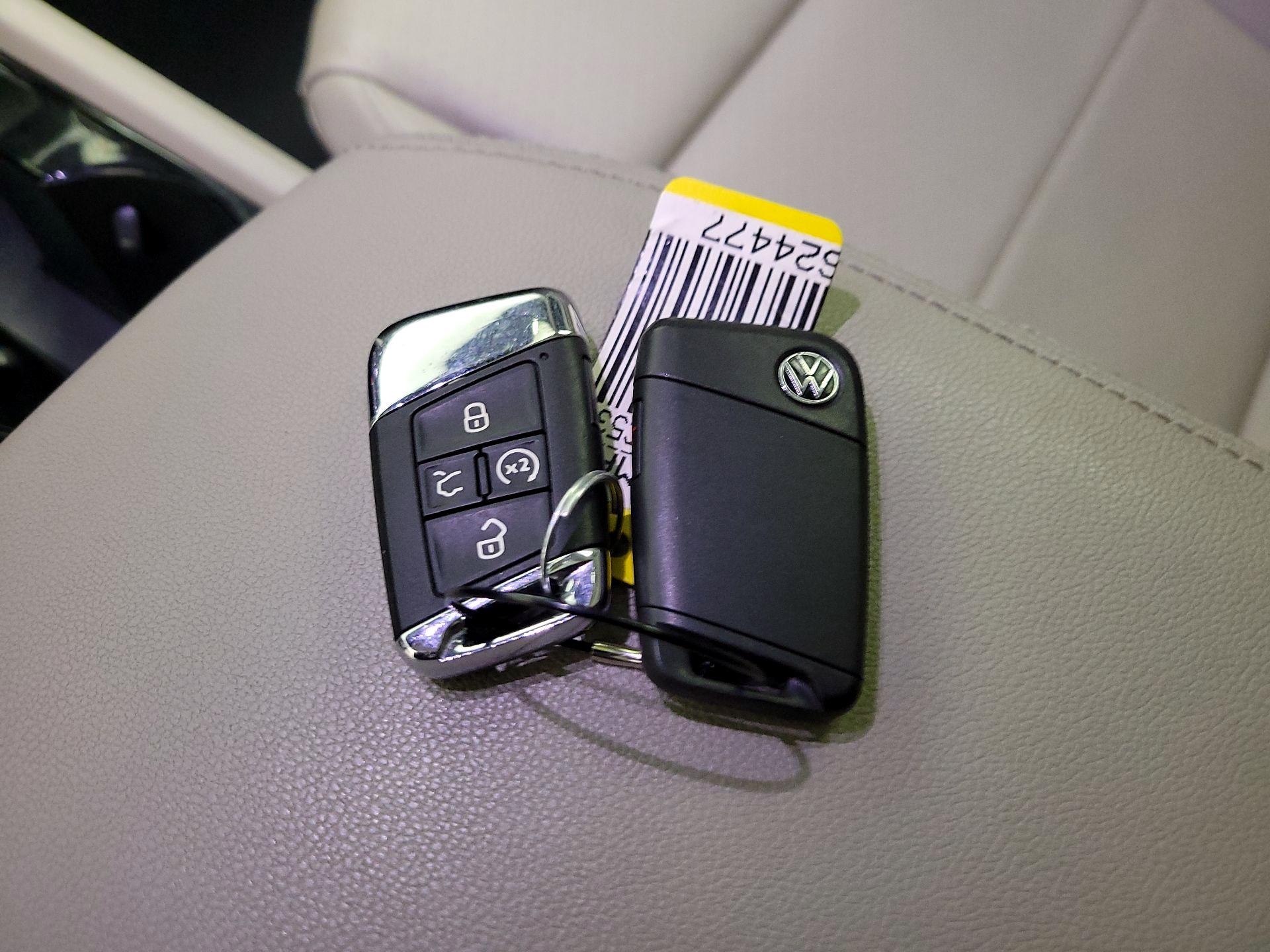 Thumbnail: 2023 Volkswagen Atlas - 18