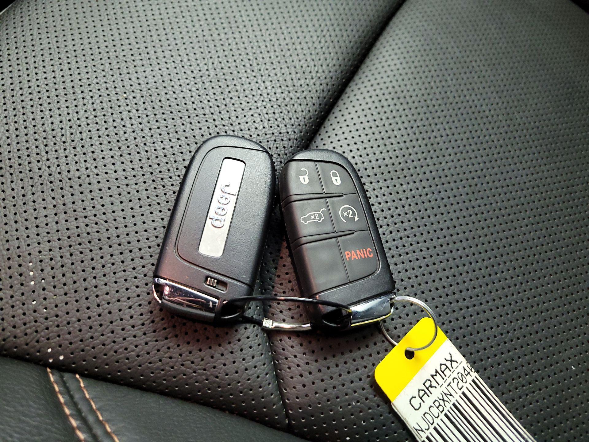 Thumbnail: 2022 Jeep Compass - 18