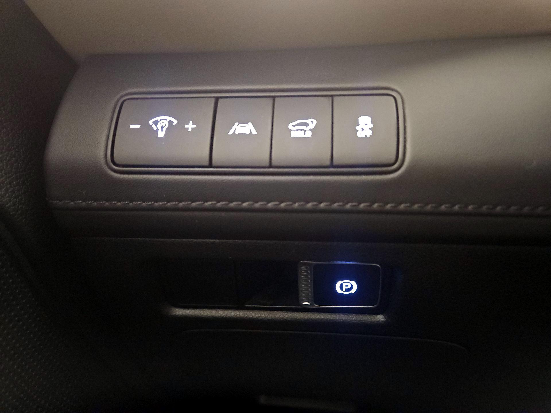 Thumbnail: 2023 Hyundai Santa Fe - 13