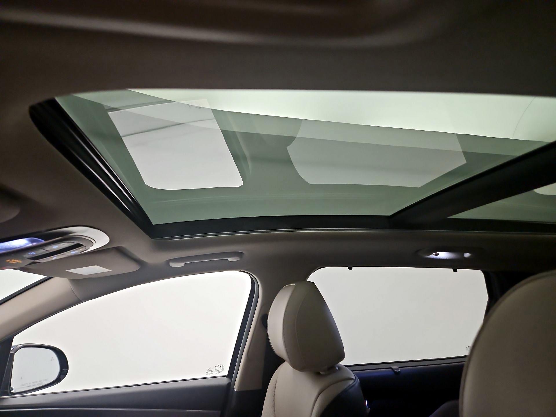 Thumbnail: 2023 Hyundai Santa Fe - 20