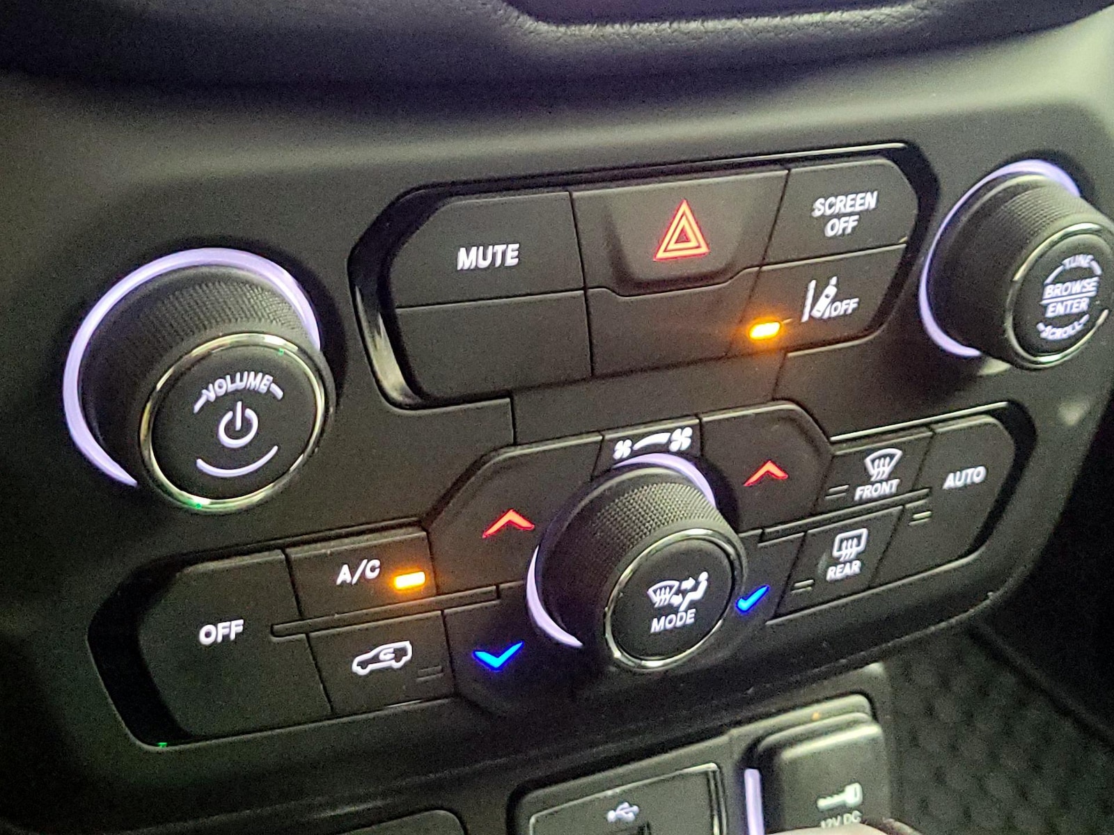 2023 Jeep Renegade Limited - Photo 18