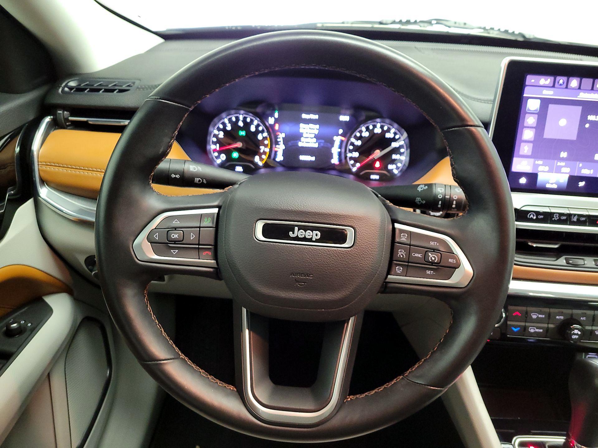 Thumbnail: 2022 Jeep Compass - 10