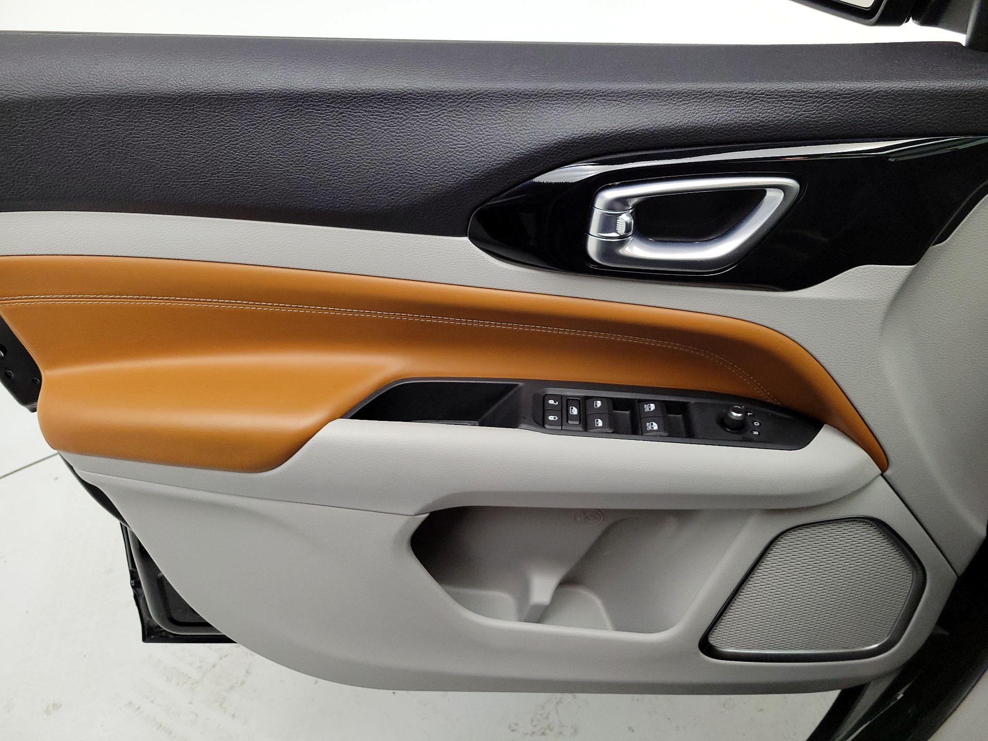 Thumbnail: 2022 Jeep Compass - 12