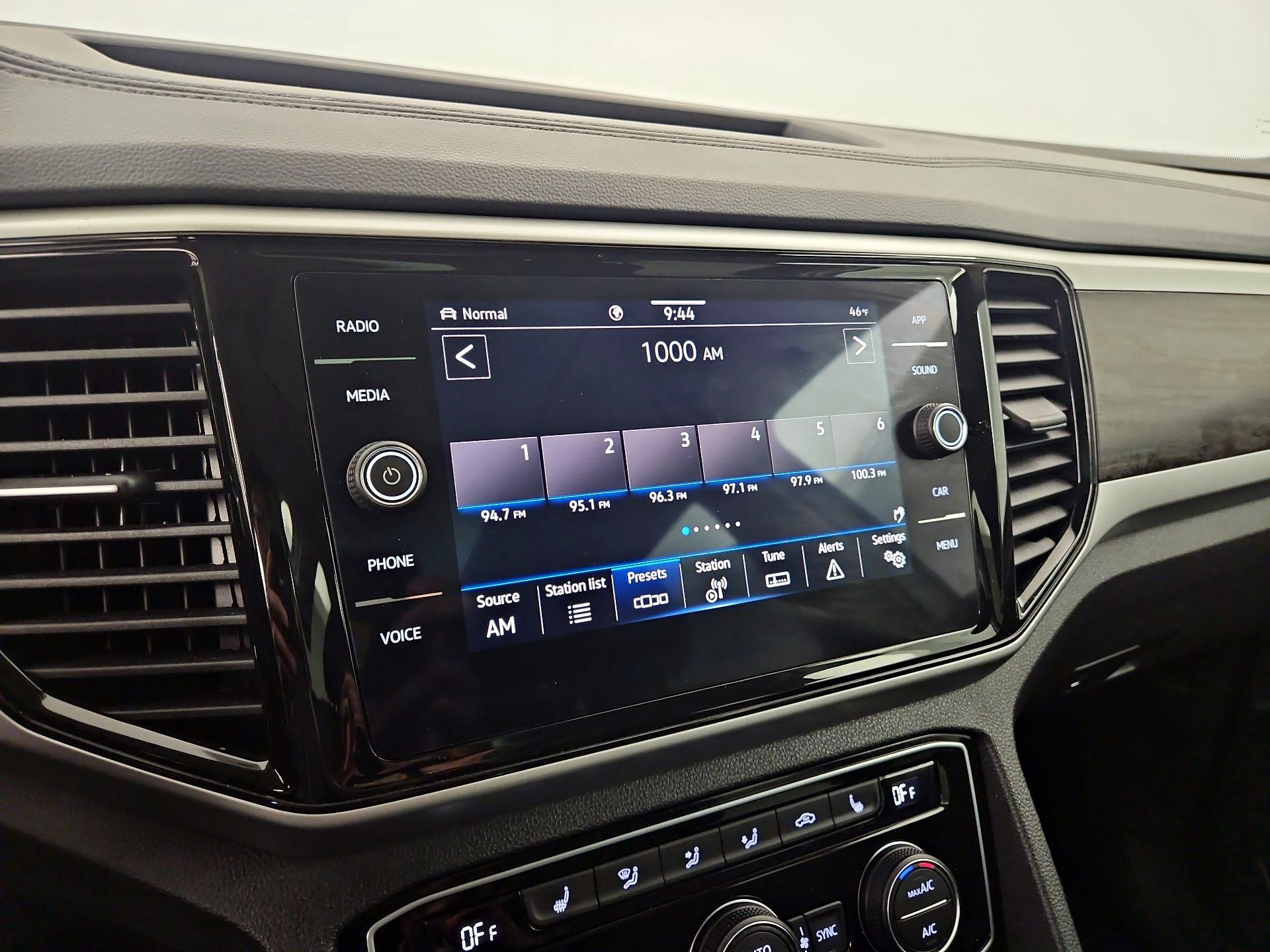 Thumbnail: 2023 Volkswagen Atlas - 15