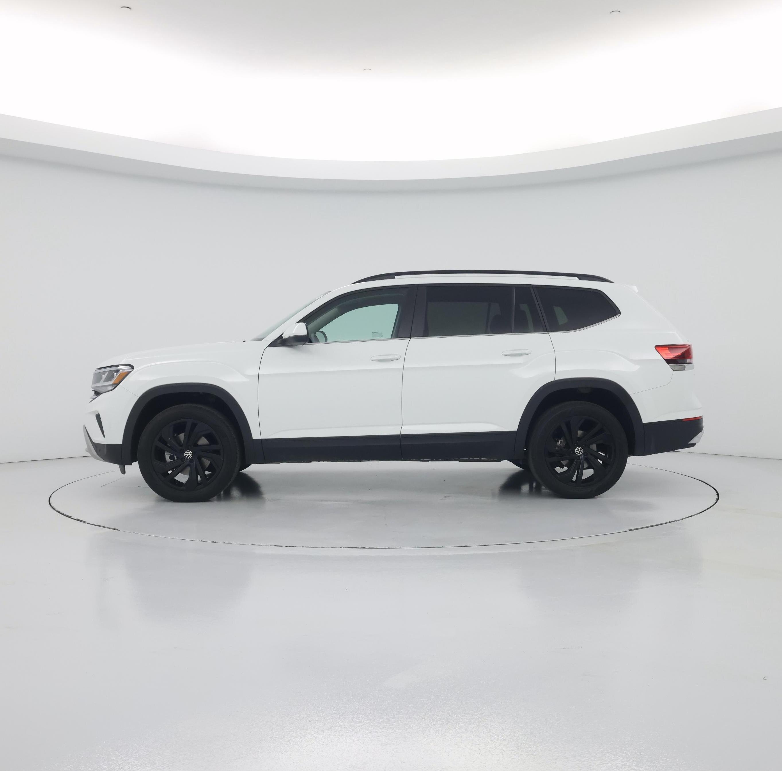 Thumbnail: 2023 Volkswagen Atlas - 3