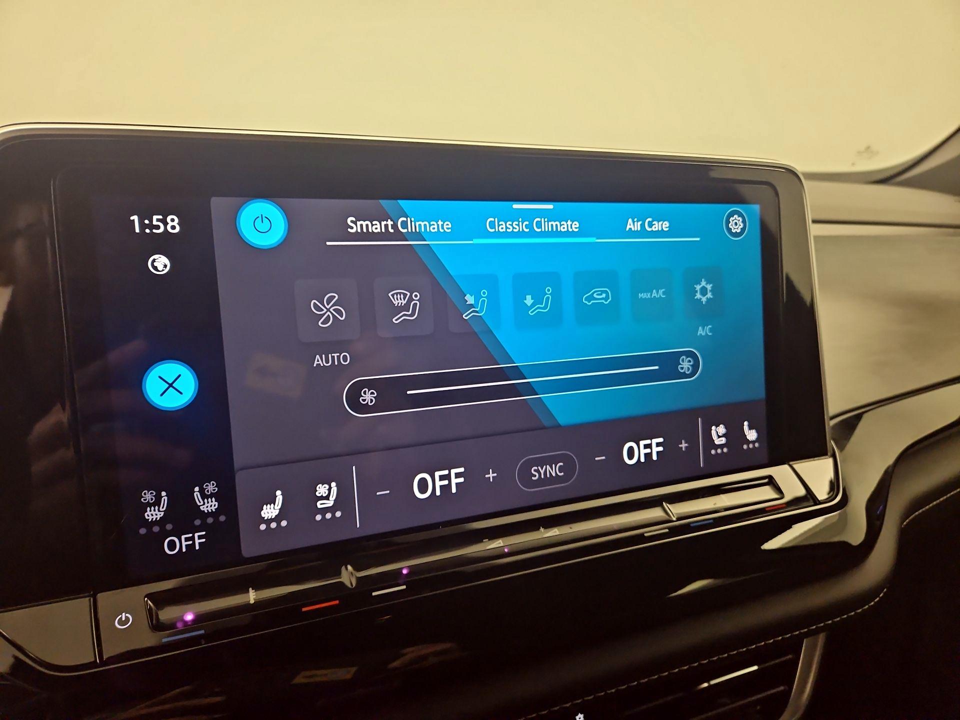 Thumbnail: 2024 Volkswagen Atlas - 16