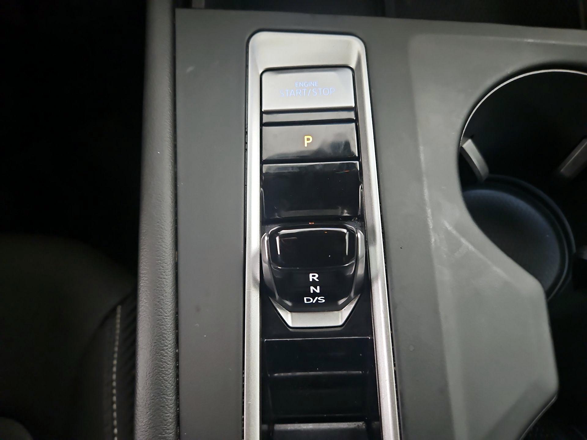 Thumbnail: 2024 Volkswagen Atlas - 17