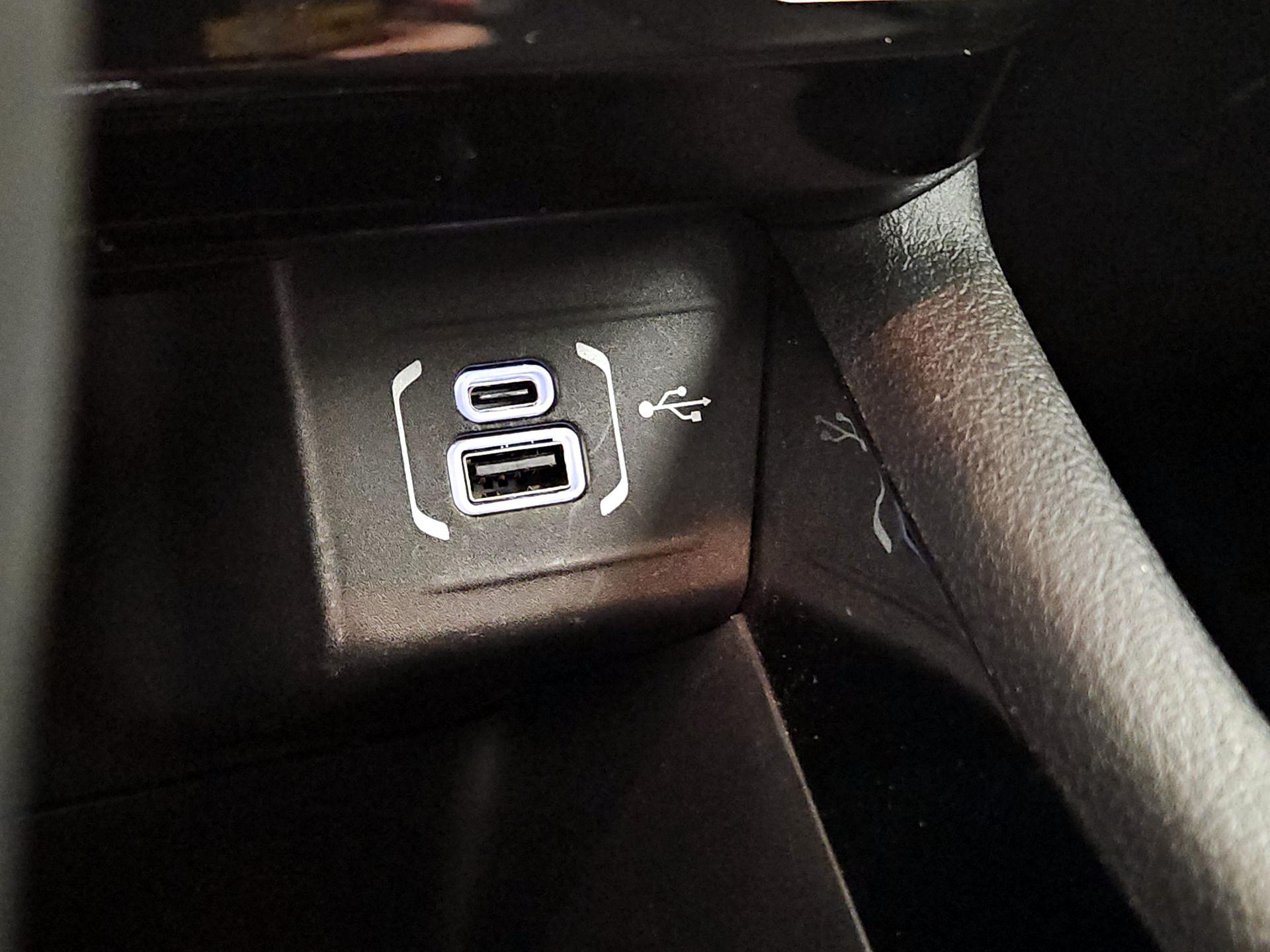 Thumbnail: 2023 Jeep Compass - 18