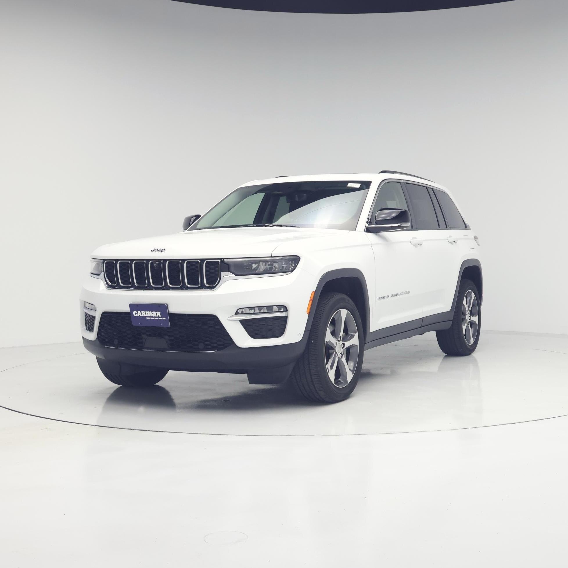 Thumbnail: 2023 Jeep Grand Cherokee - 4