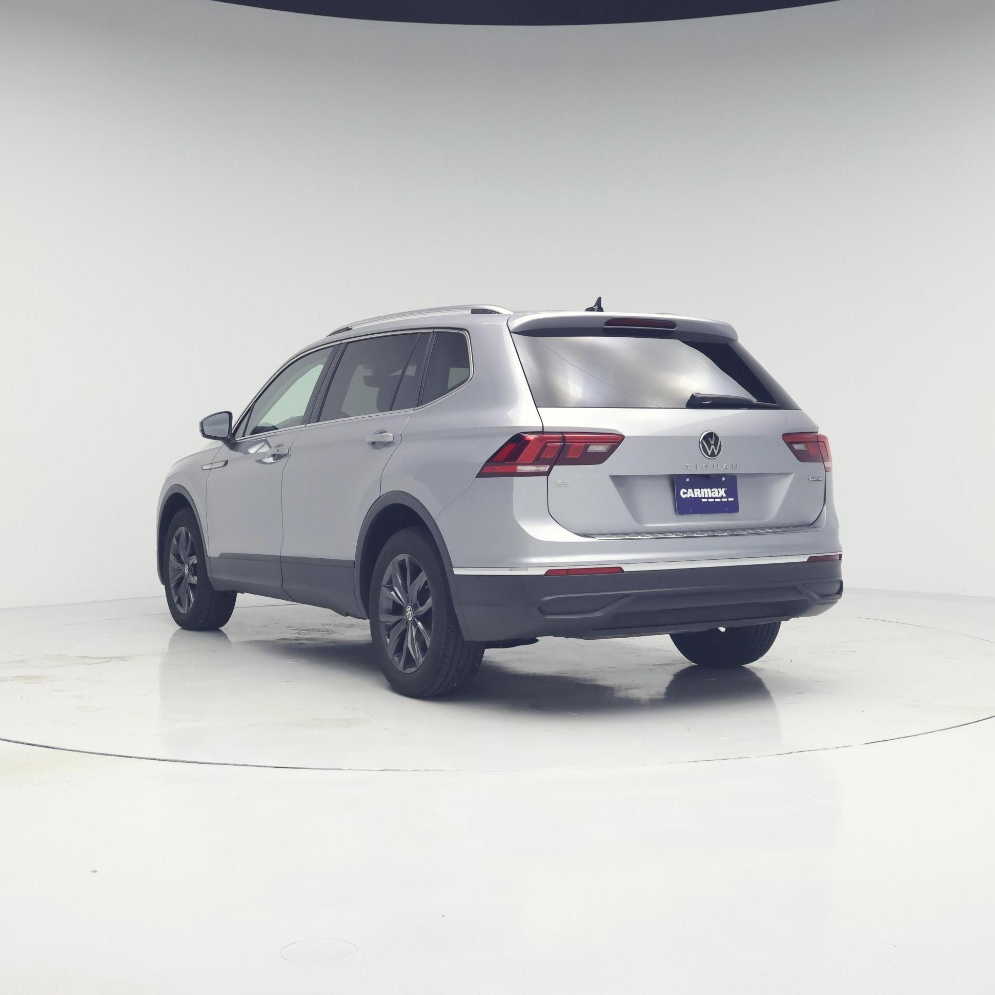 Thumbnail: 2022 Volkswagen Tiguan - 2