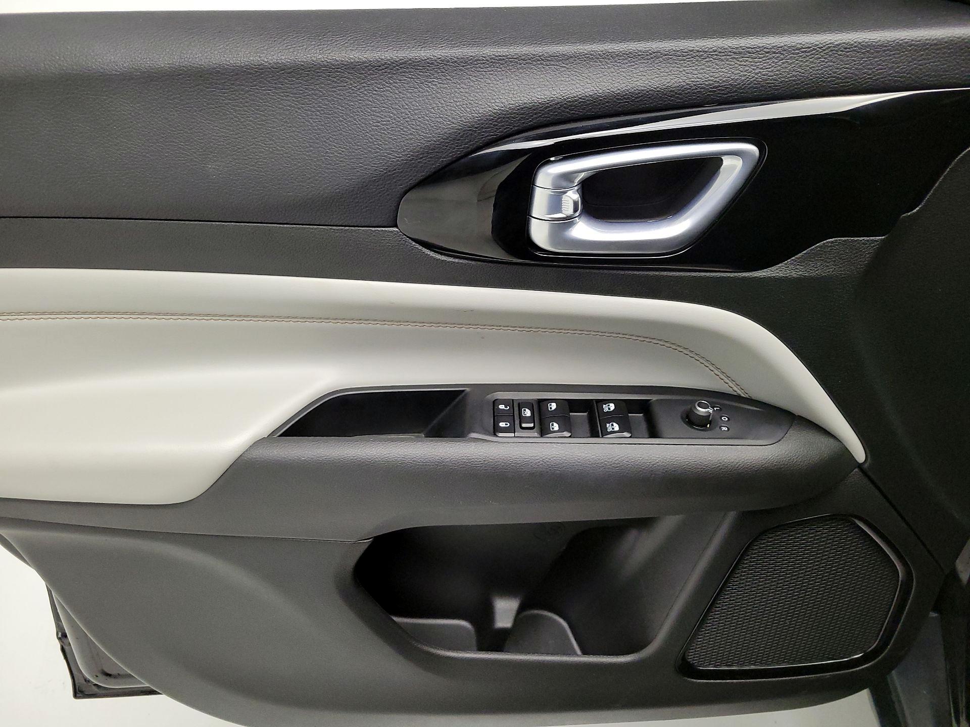 Thumbnail: 2022 Jeep Compass - 12