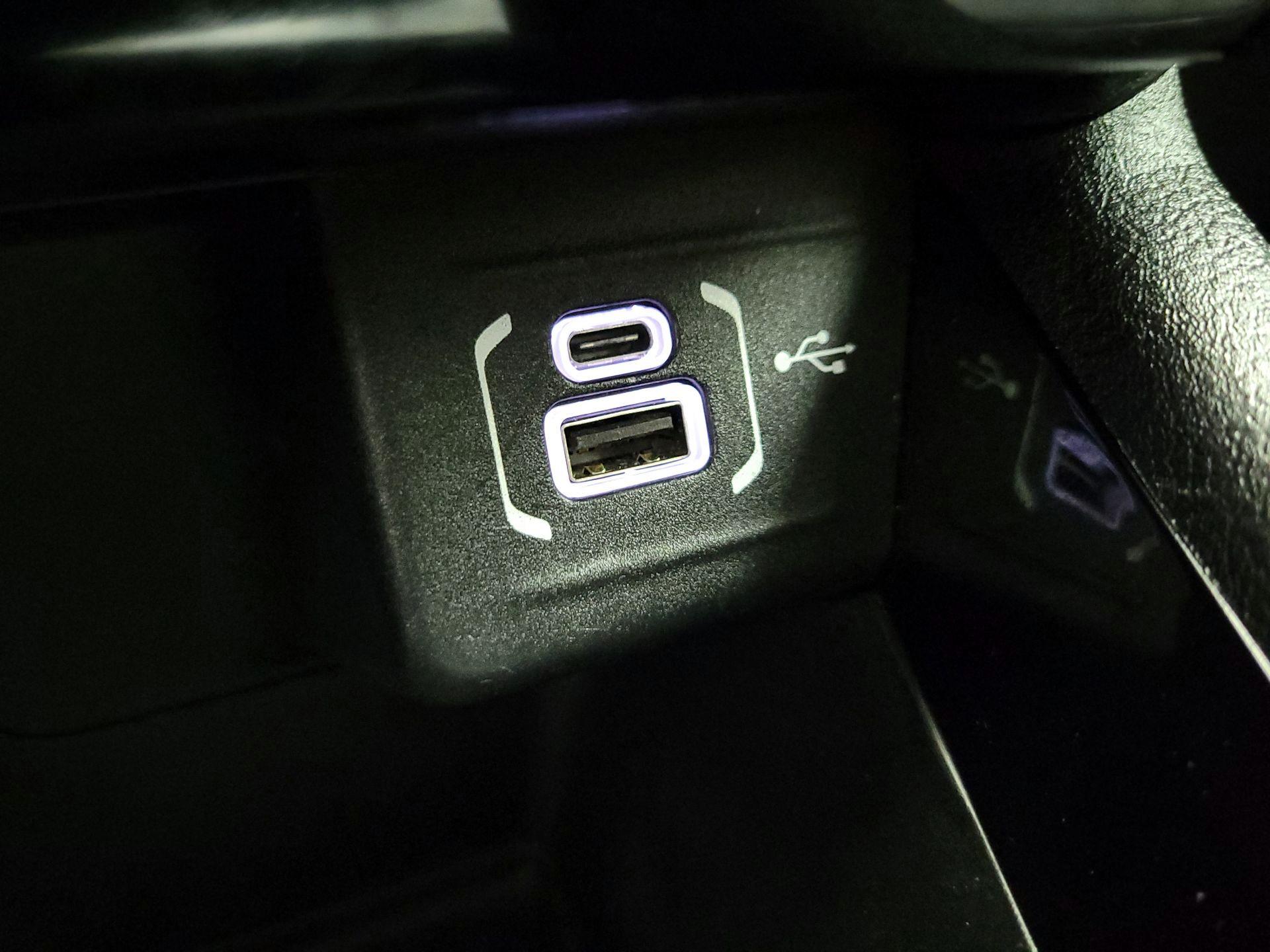 Thumbnail: 2022 Jeep Compass - 17