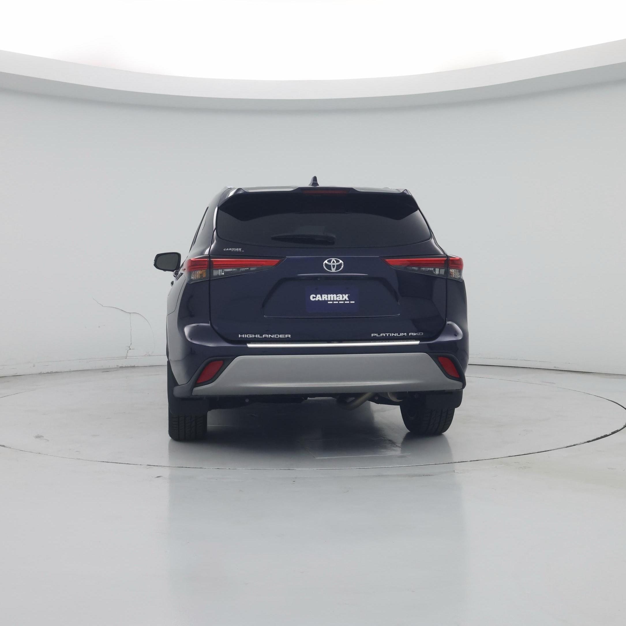 Thumbnail: 2023 Toyota Highlander - 6