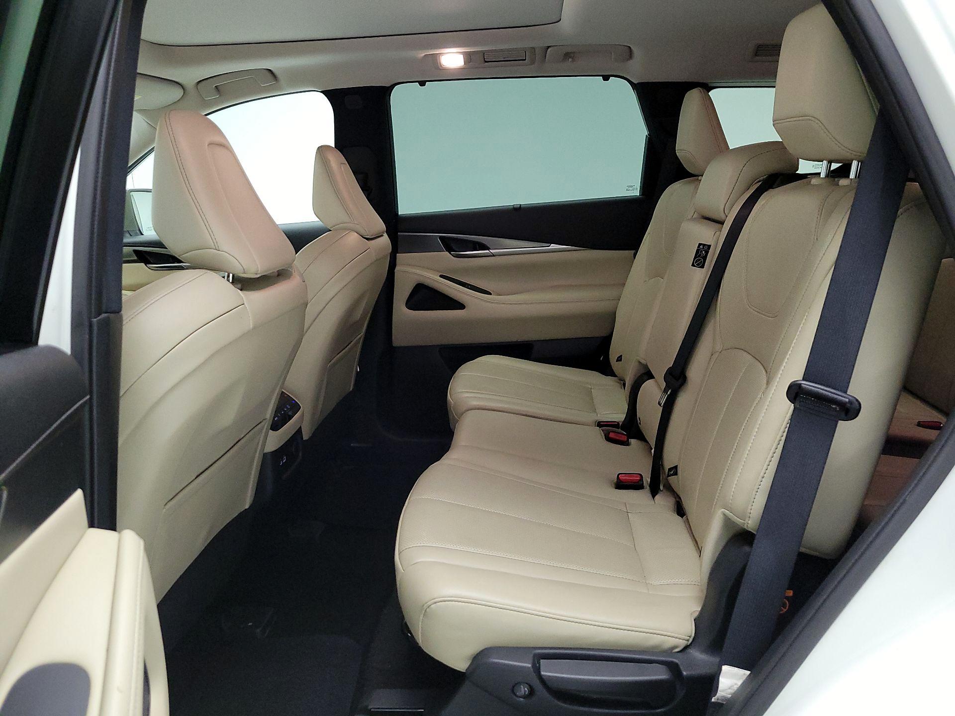 Thumbnail: 2023 INFINITI QX60 - 19