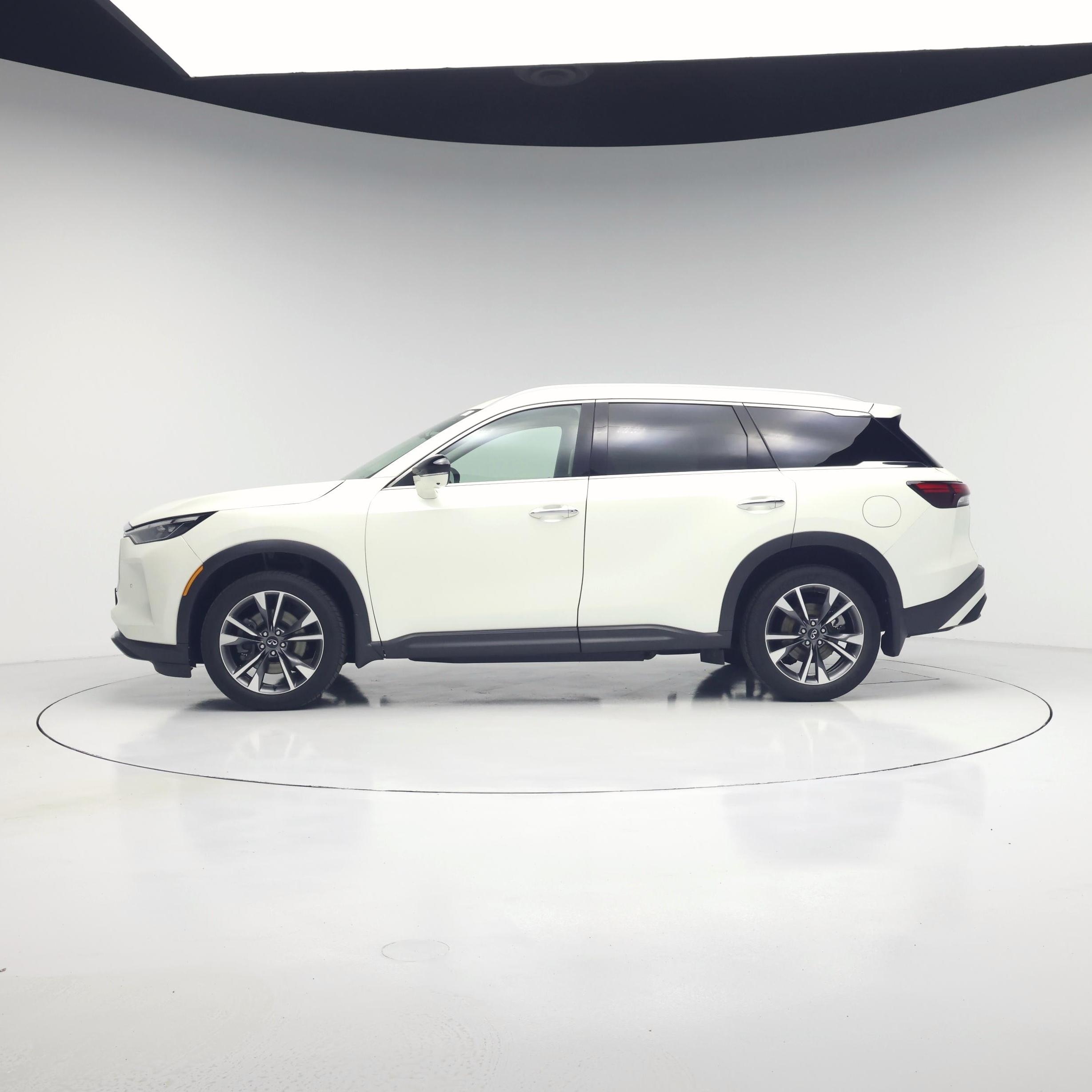 Thumbnail: 2023 INFINITI QX60 - 3