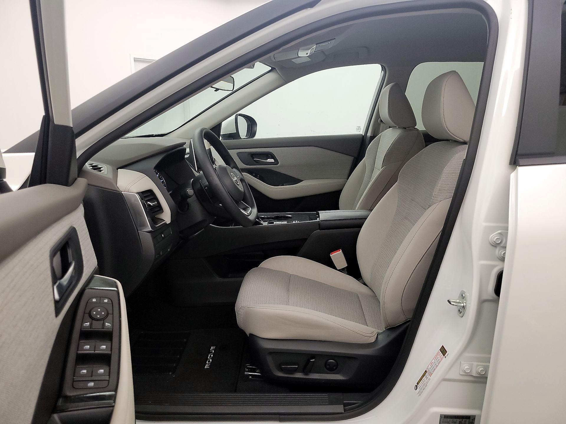 Thumbnail: 2023 Nissan Rogue - 11