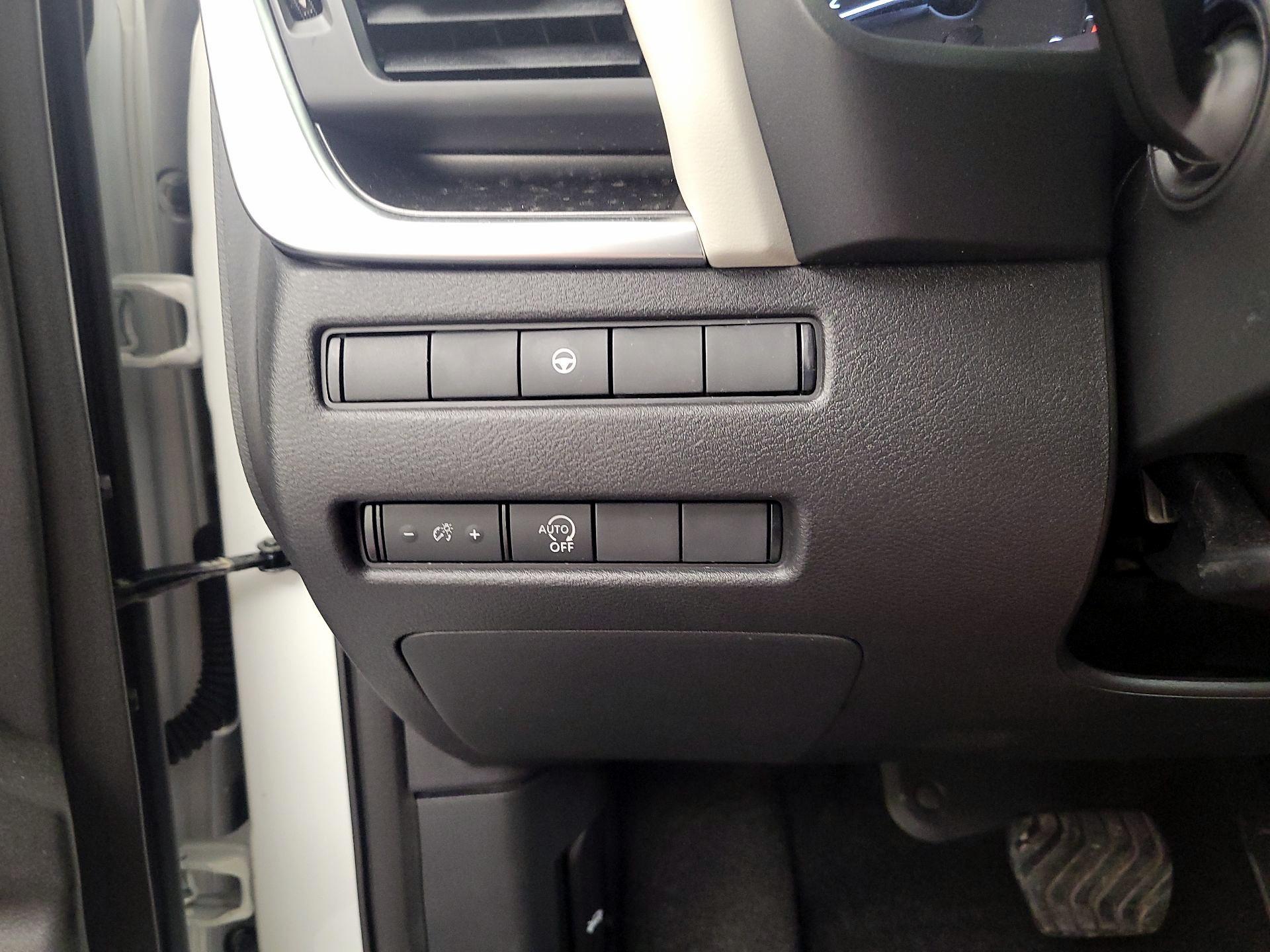 Thumbnail: 2023 Nissan Rogue - 13