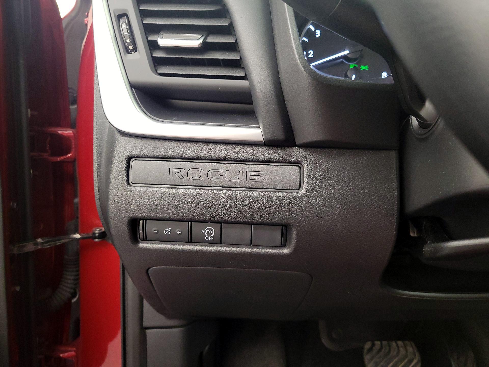 Thumbnail: 2023 Nissan Rogue - 13