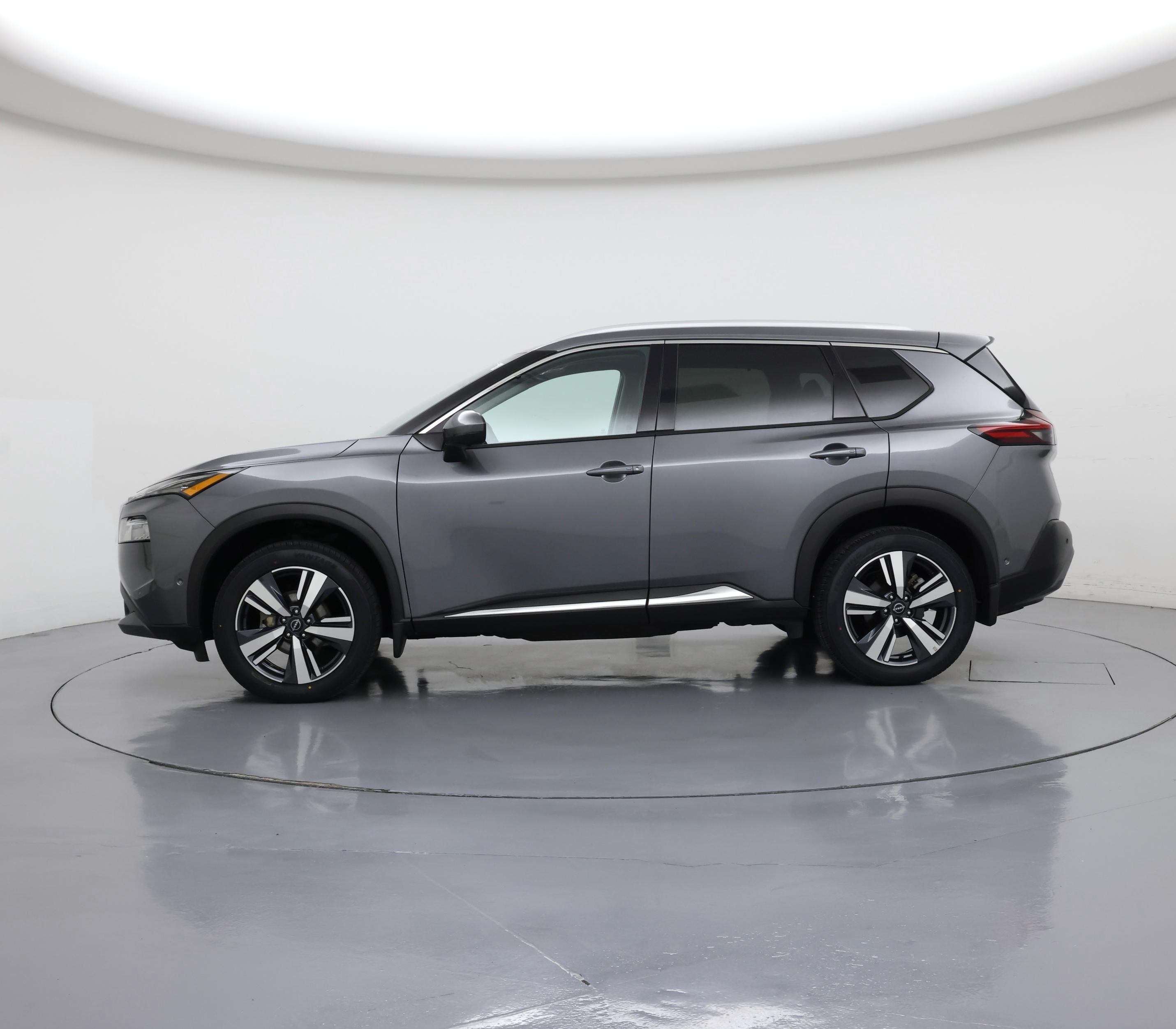 Thumbnail: 2023 Nissan Rogue - 3