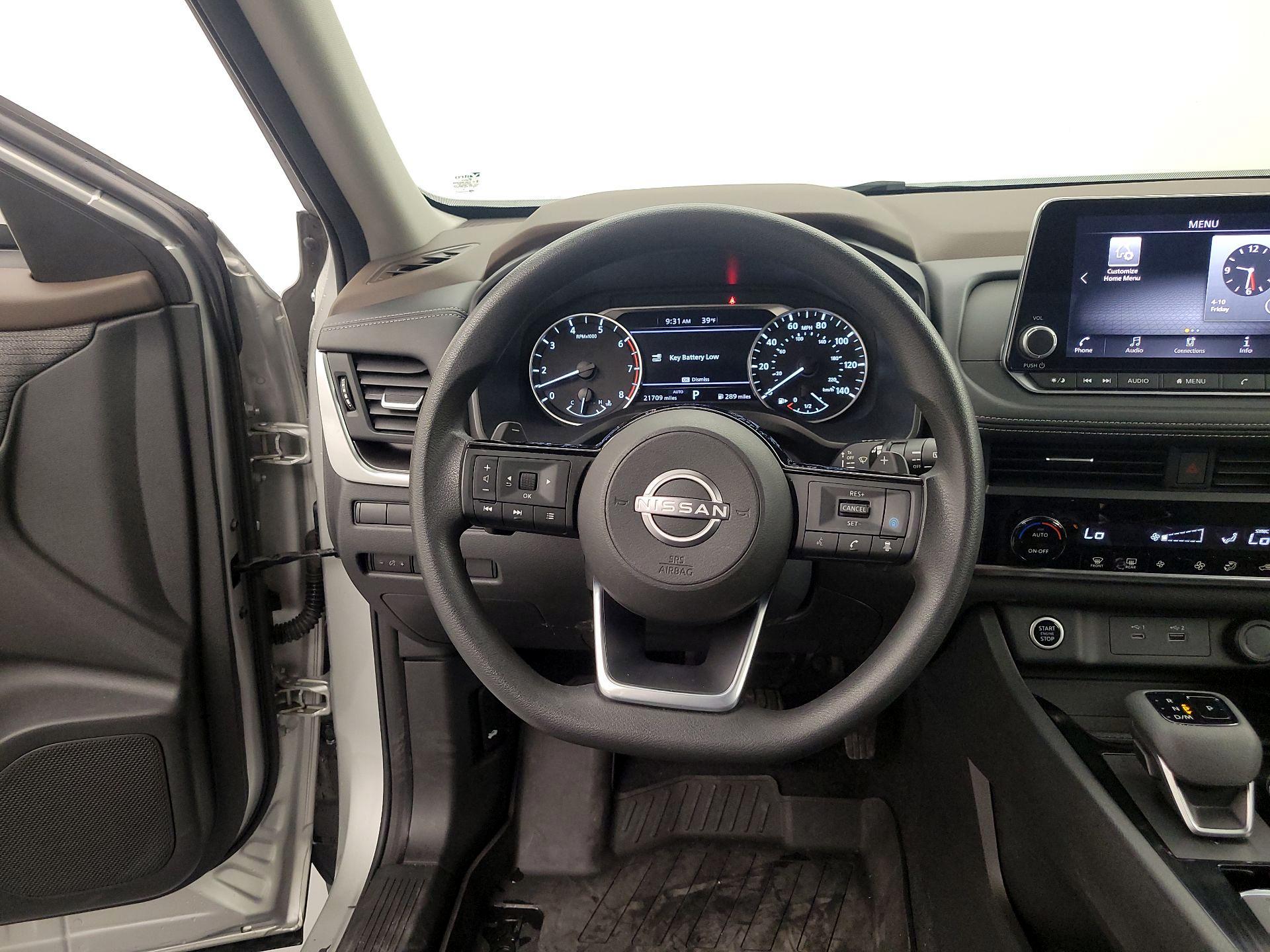 Thumbnail: 2023 Nissan Rogue - 10