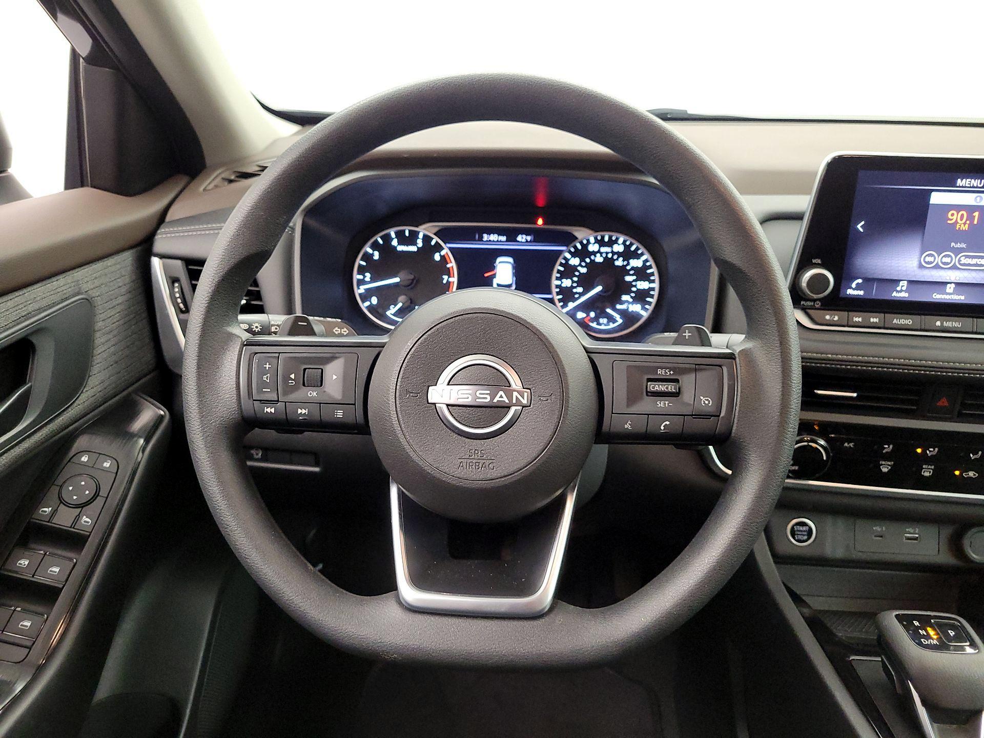 Thumbnail: 2023 Nissan Rogue - 10