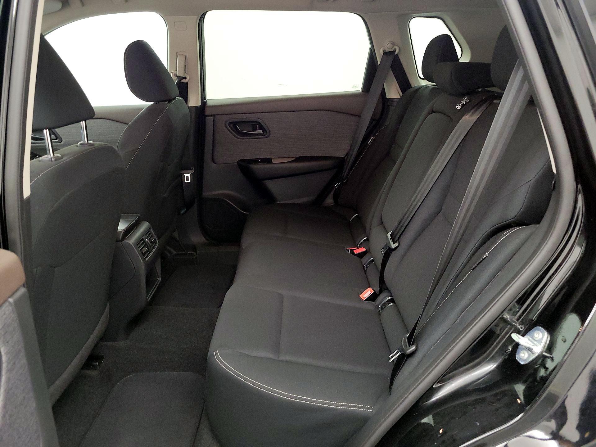 Thumbnail: 2023 Nissan Rogue - 19