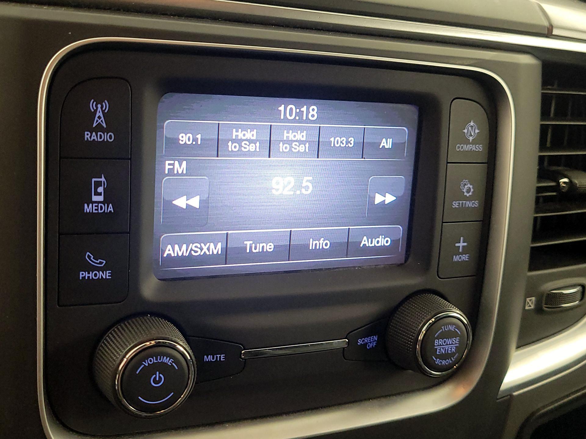 Thumbnail: 2021 RAM 1500 Classic - 15