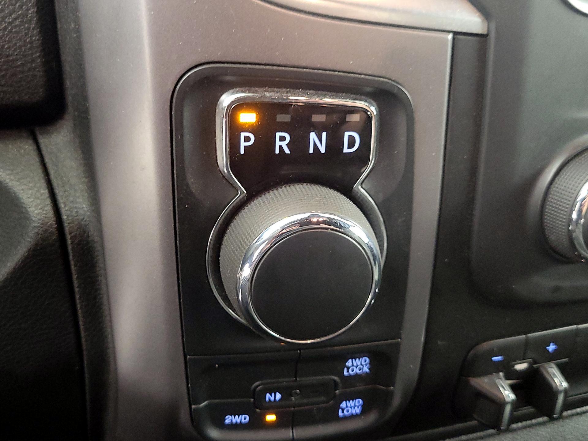 Thumbnail: 2021 RAM 1500 Classic - 17