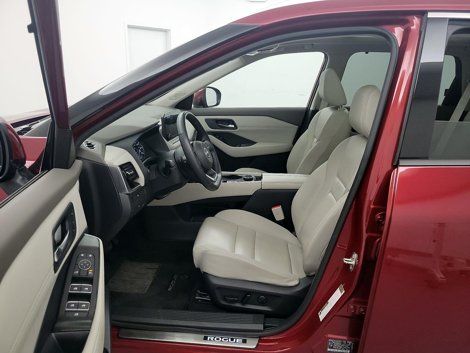 Thumbnail: 2023 Nissan Rogue - 11