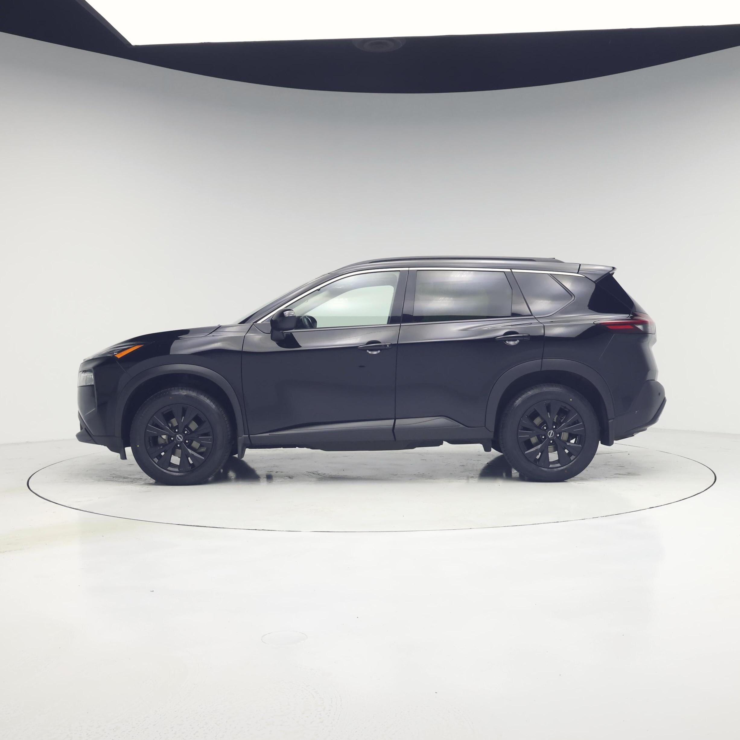 Thumbnail: 2023 Nissan Rogue - 3