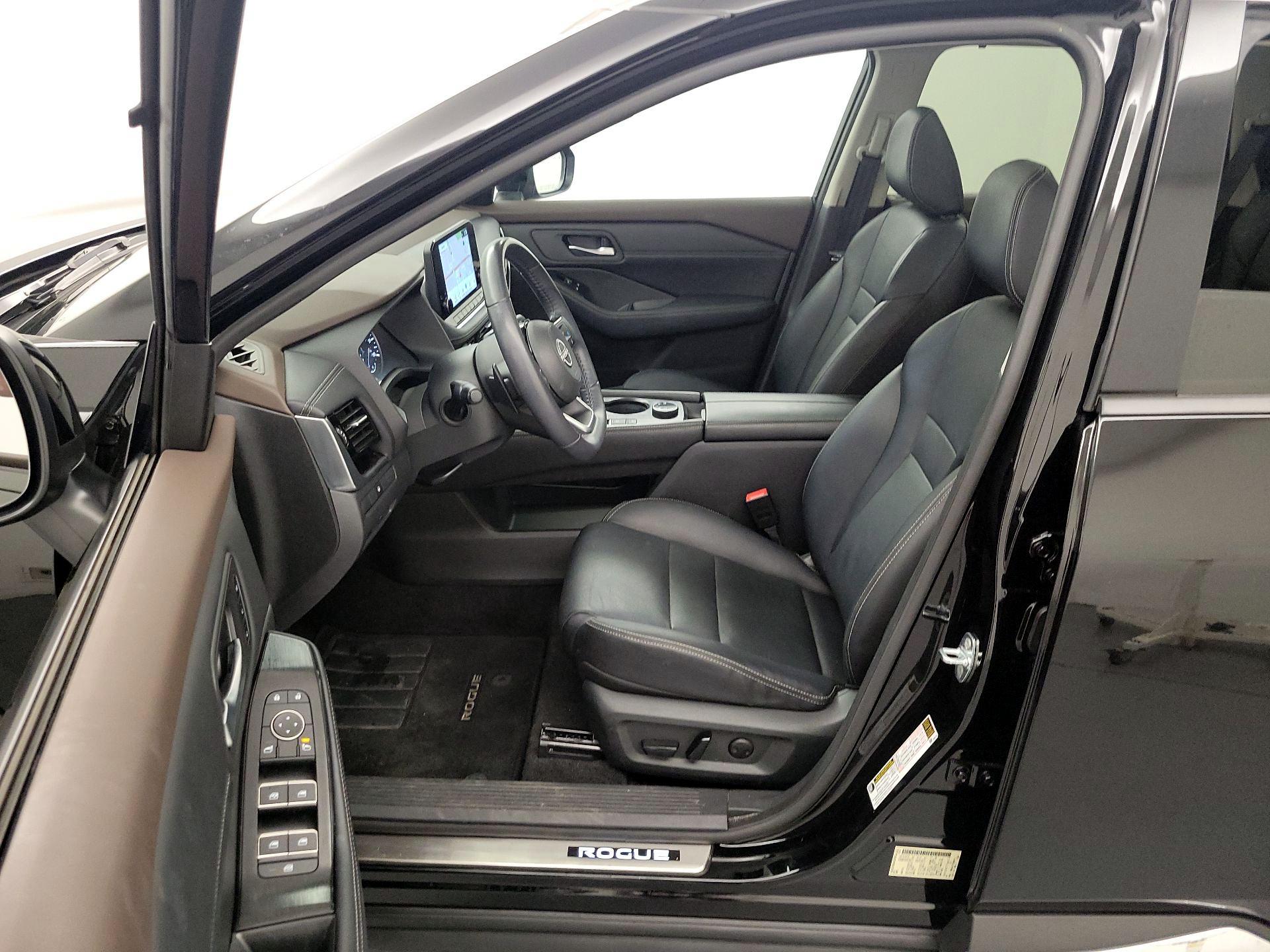 Thumbnail: 2023 Nissan Rogue - 11