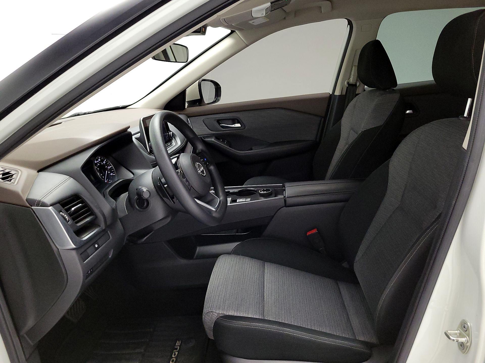 Thumbnail: 2023 Nissan Rogue - 11