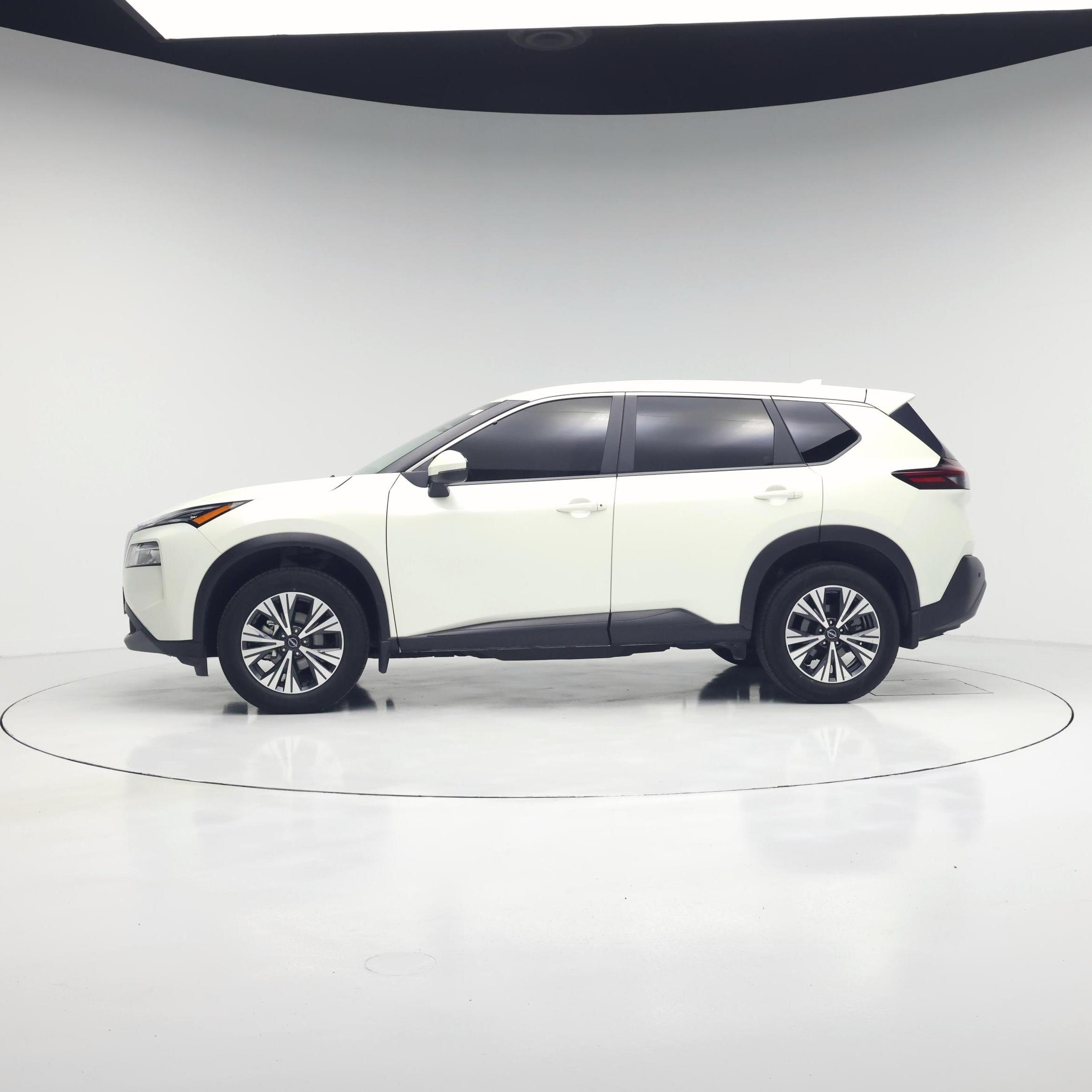 Thumbnail: 2023 Nissan Rogue - 3