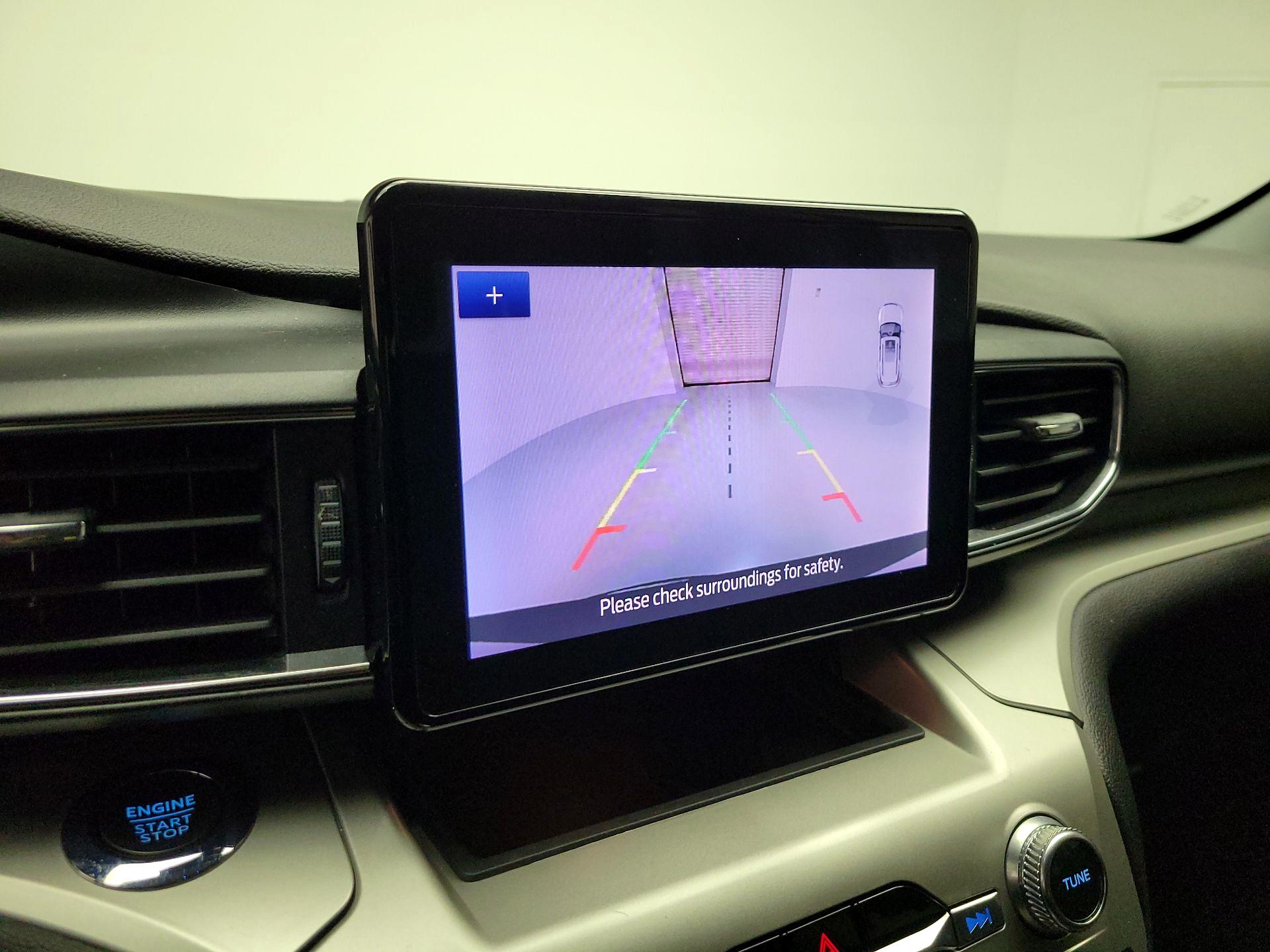 Thumbnail: 2022 Ford Explorer - 14