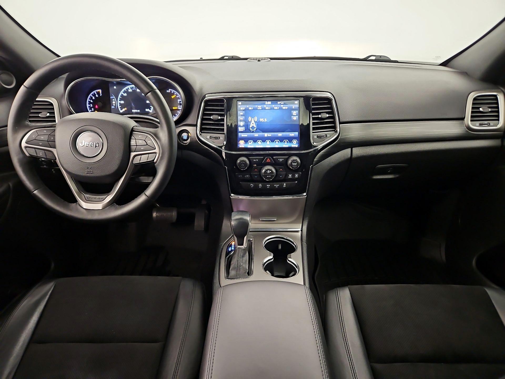 Thumbnail: 2020 Jeep Grand Cherokee - 9