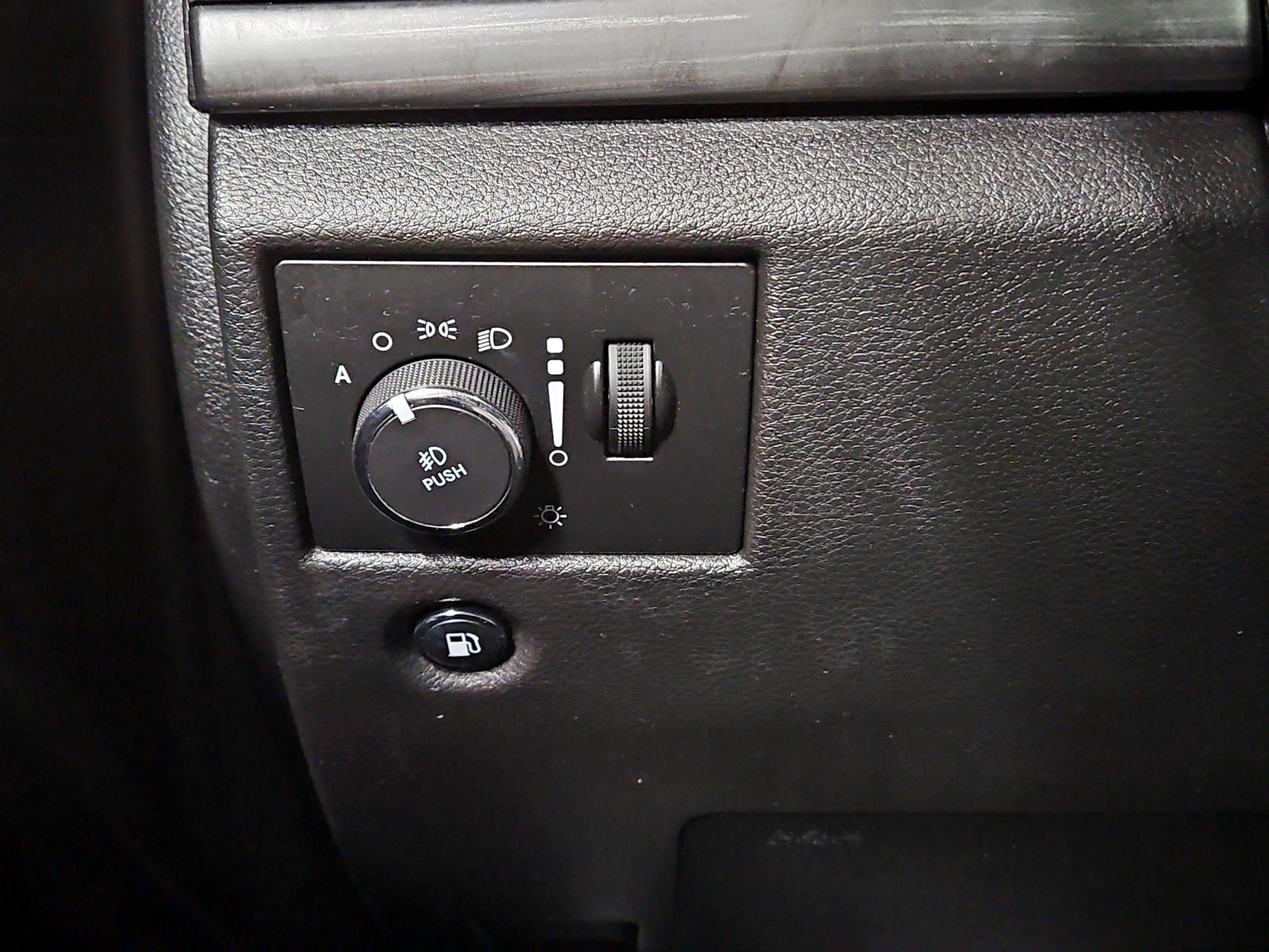 Thumbnail: 2020 Jeep Grand Cherokee - 13