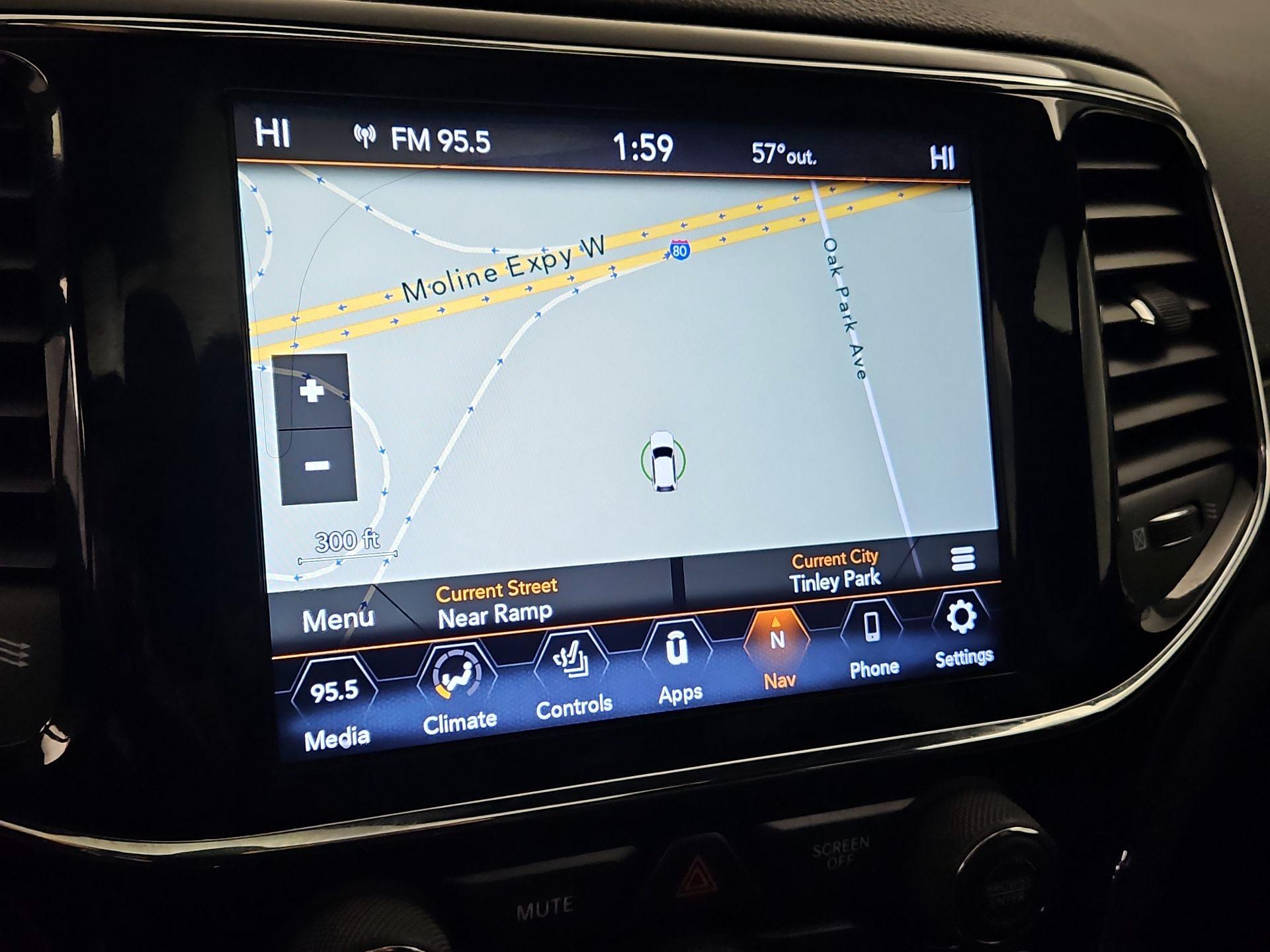 Thumbnail: 2020 Jeep Grand Cherokee - 14