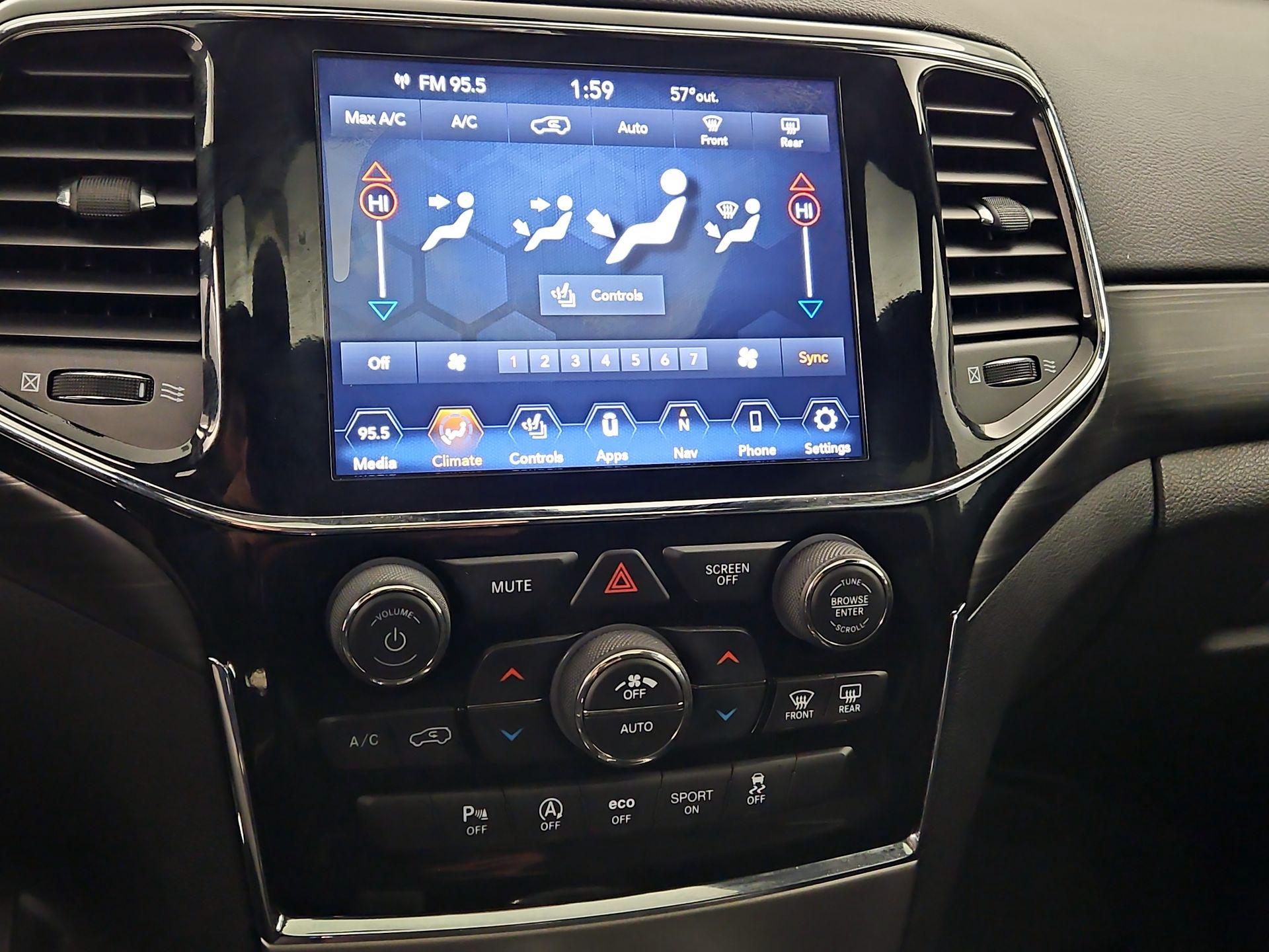 Thumbnail: 2020 Jeep Grand Cherokee - 17