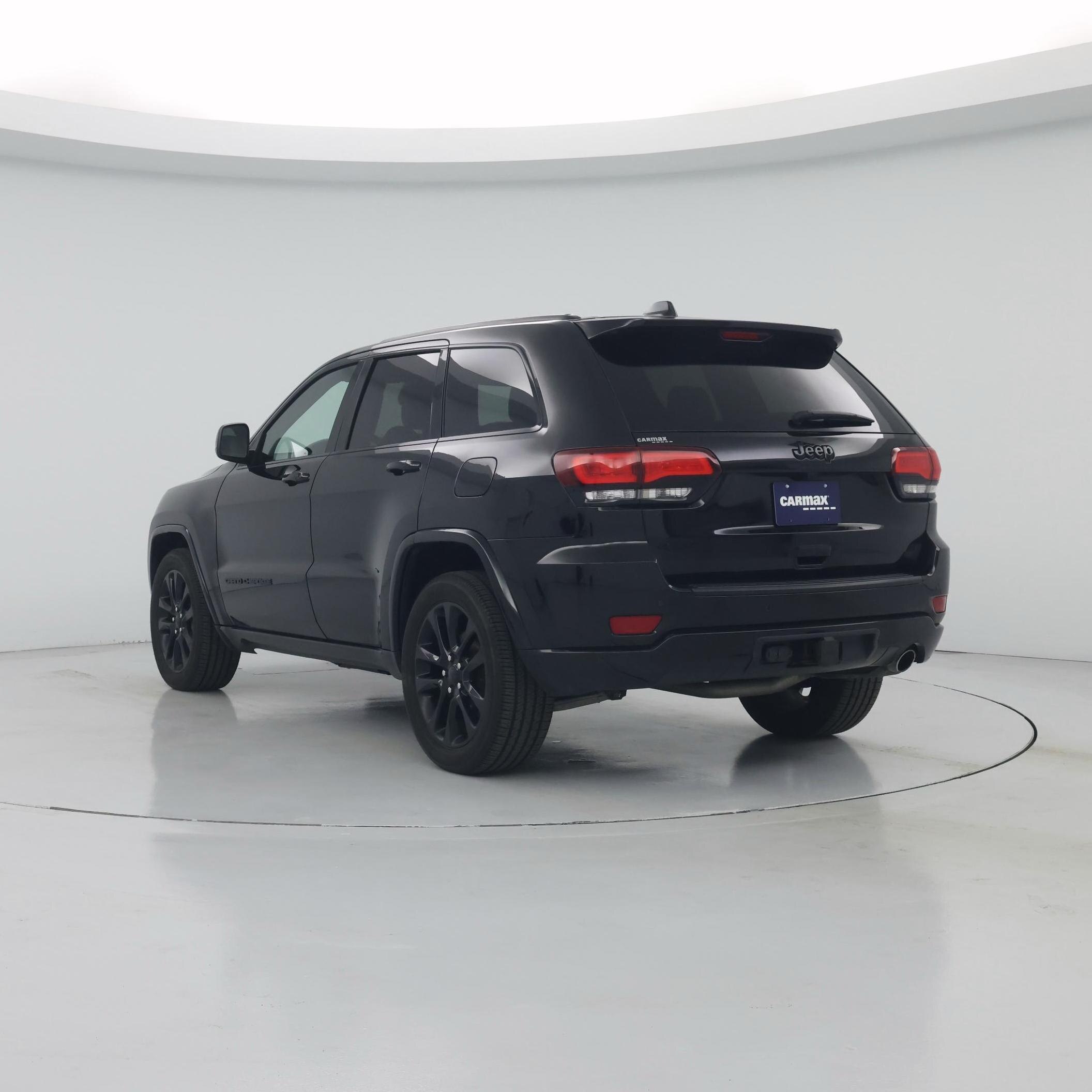 Thumbnail: 2020 Jeep Grand Cherokee - 2