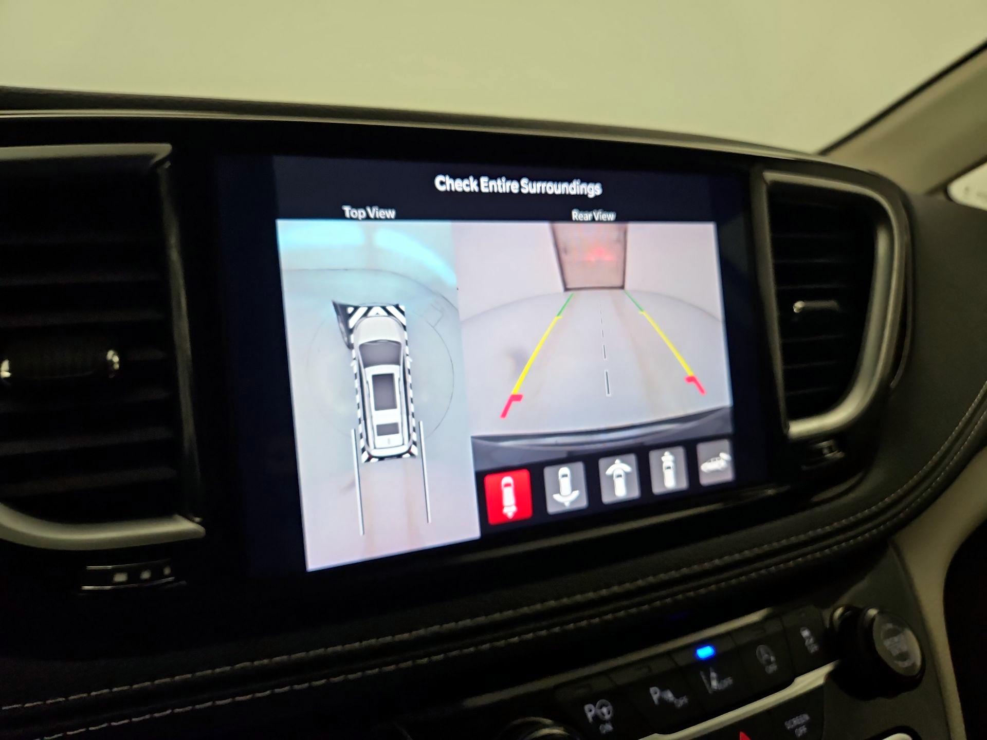 Thumbnail: 2024 Chrysler Pacifica - 15