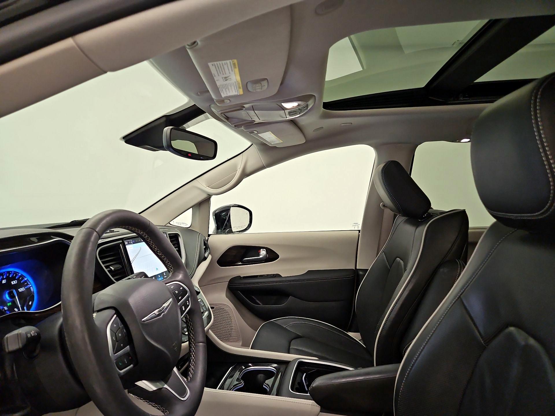 Thumbnail: 2024 Chrysler Pacifica - 20