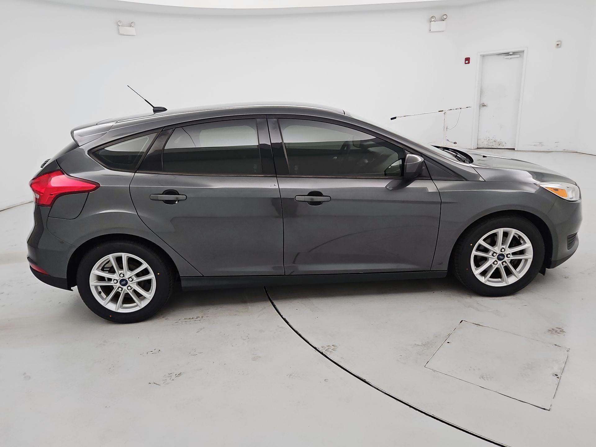 Thumbnail: 2018 Ford Focus - 4