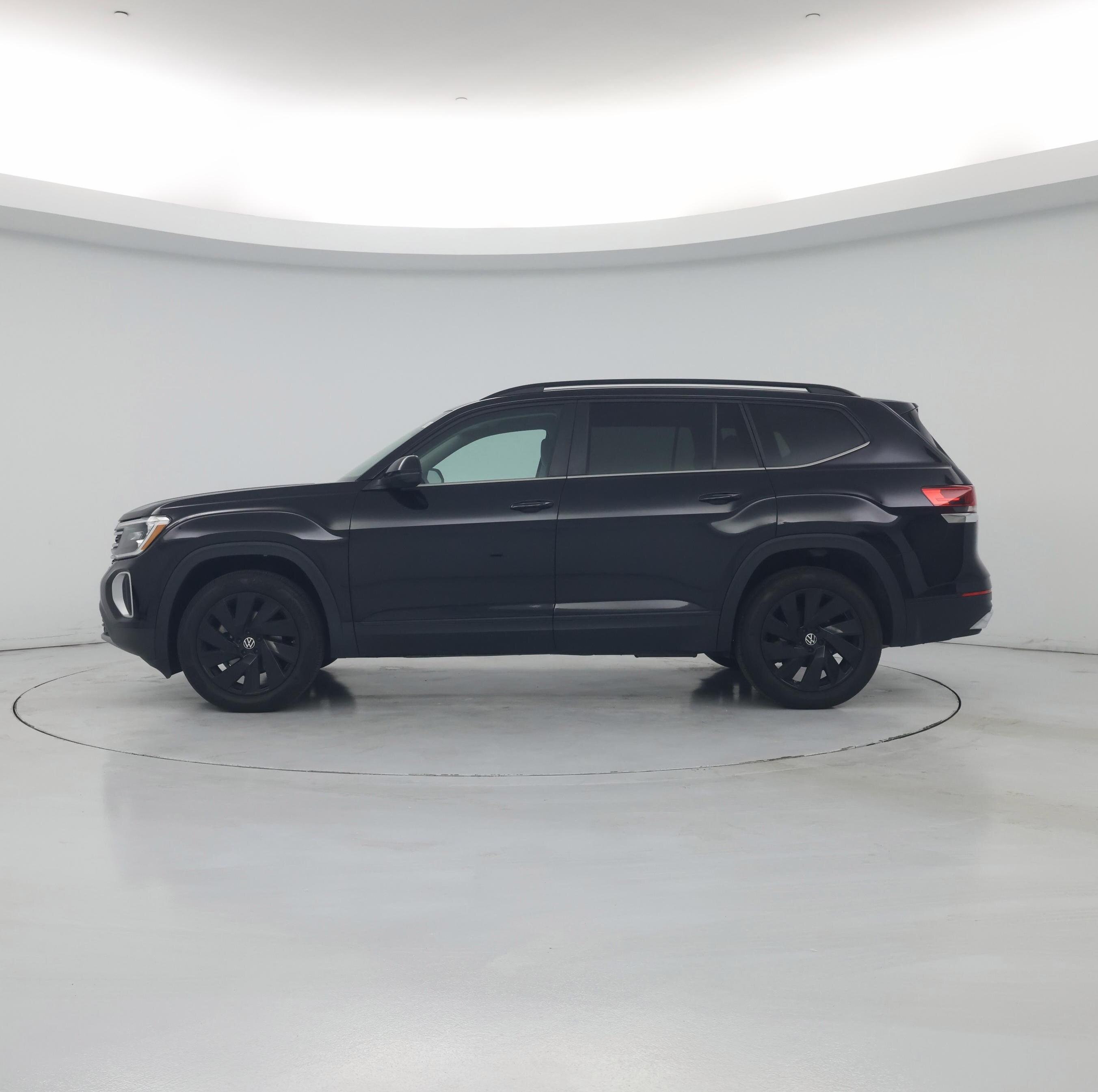 Thumbnail: 2024 Volkswagen Atlas - 3