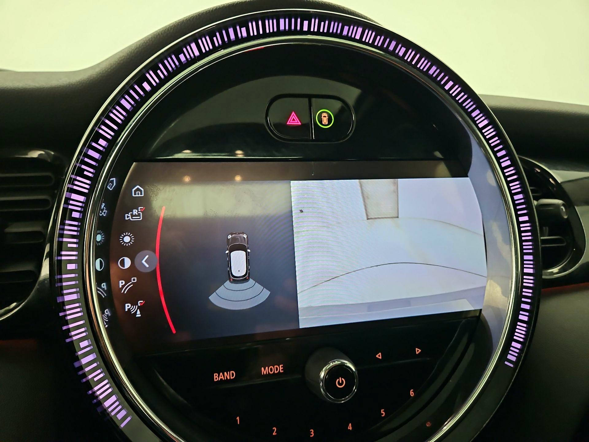 Thumbnail: 2022 MINI Cooper Hardtop - 15