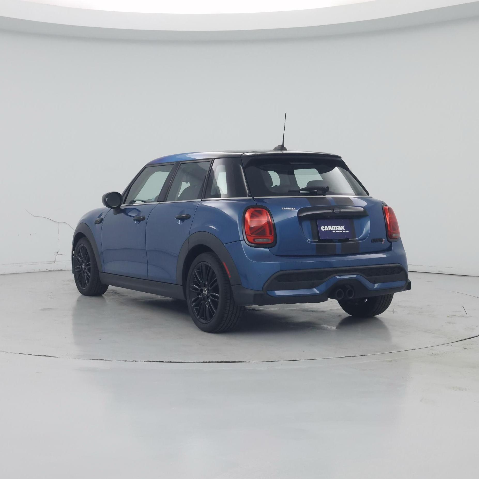 Thumbnail: 2022 MINI Cooper Hardtop - 2