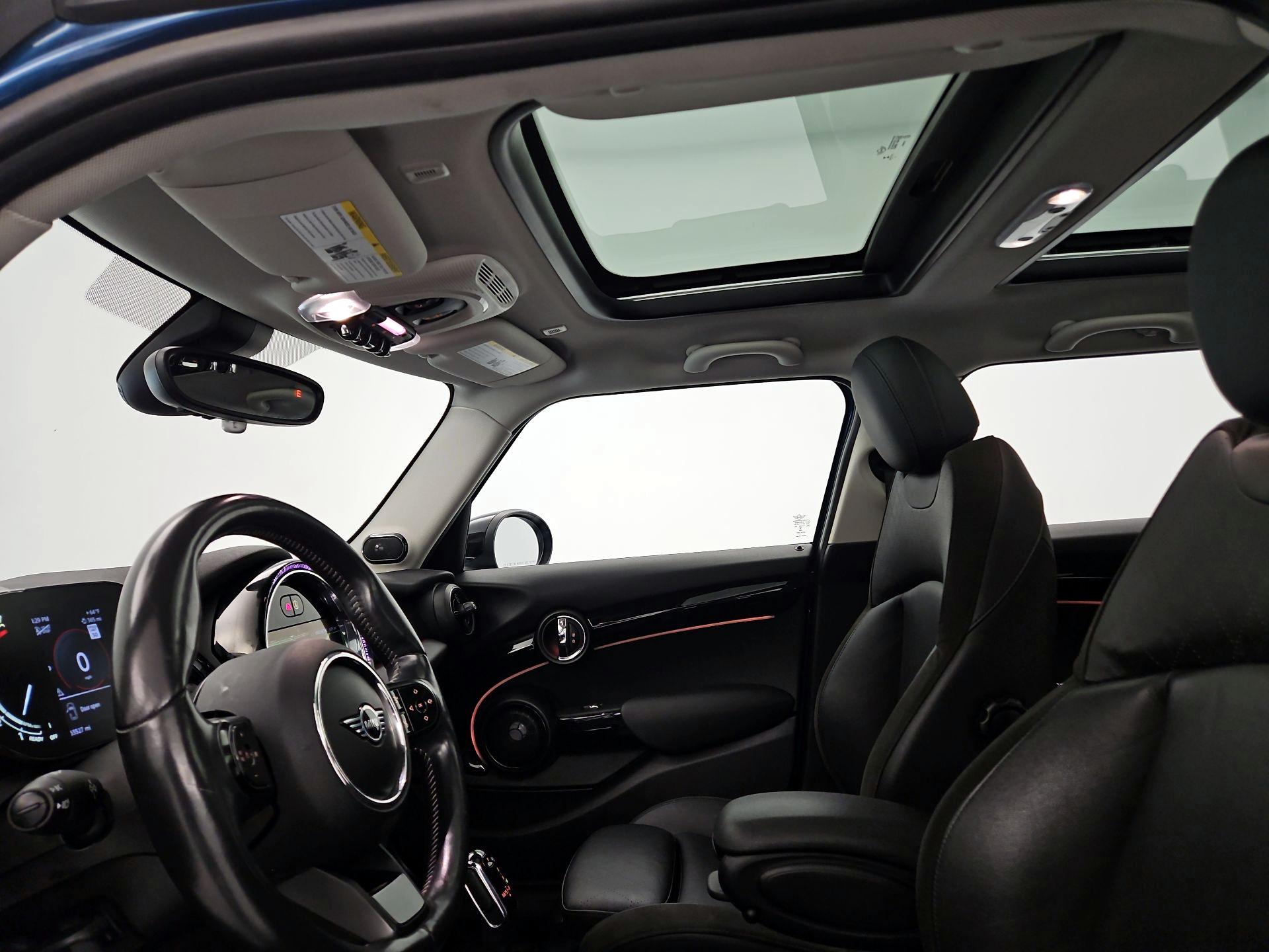Thumbnail: 2022 MINI Cooper Hardtop - 20