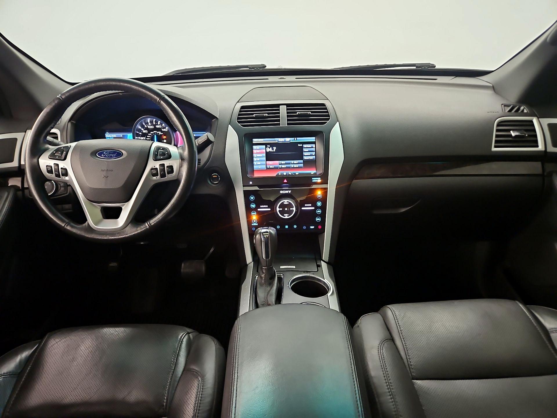 Thumbnail: 2014 Ford Explorer - 9