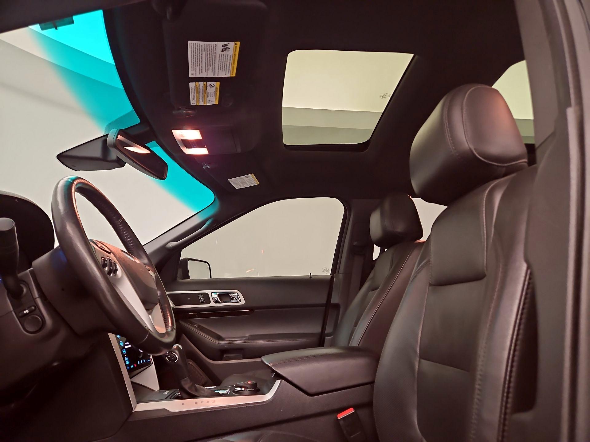 Thumbnail: 2014 Ford Explorer - 20